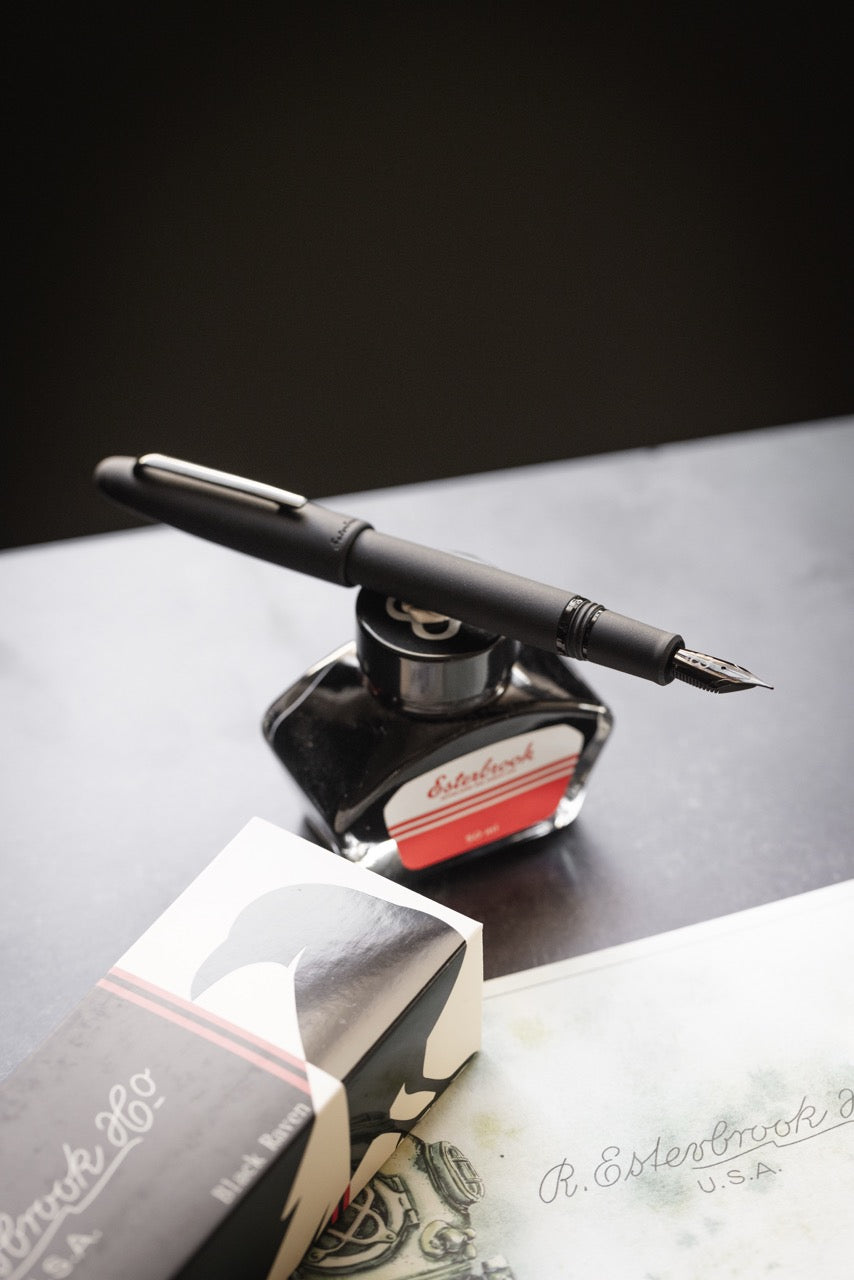 Estie Raven Black Matte (with Piston)