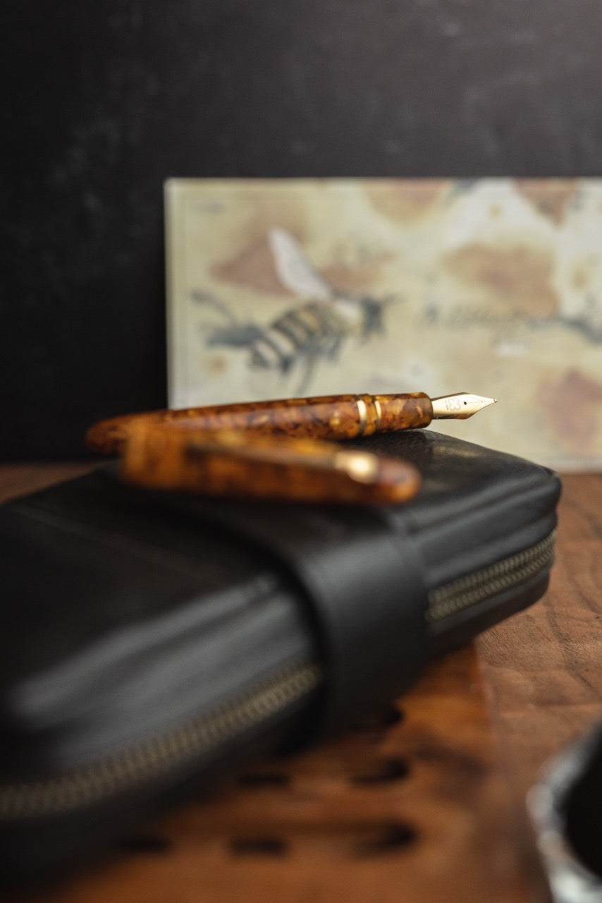 Honey Comb Gold Trim Estie
