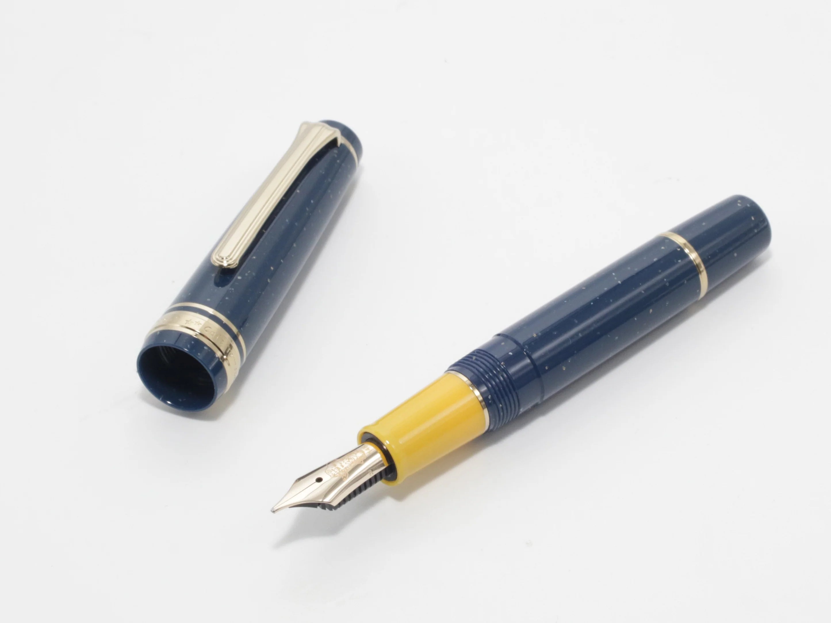 Café Terrace at Night (Pro Gear Slim Mini)