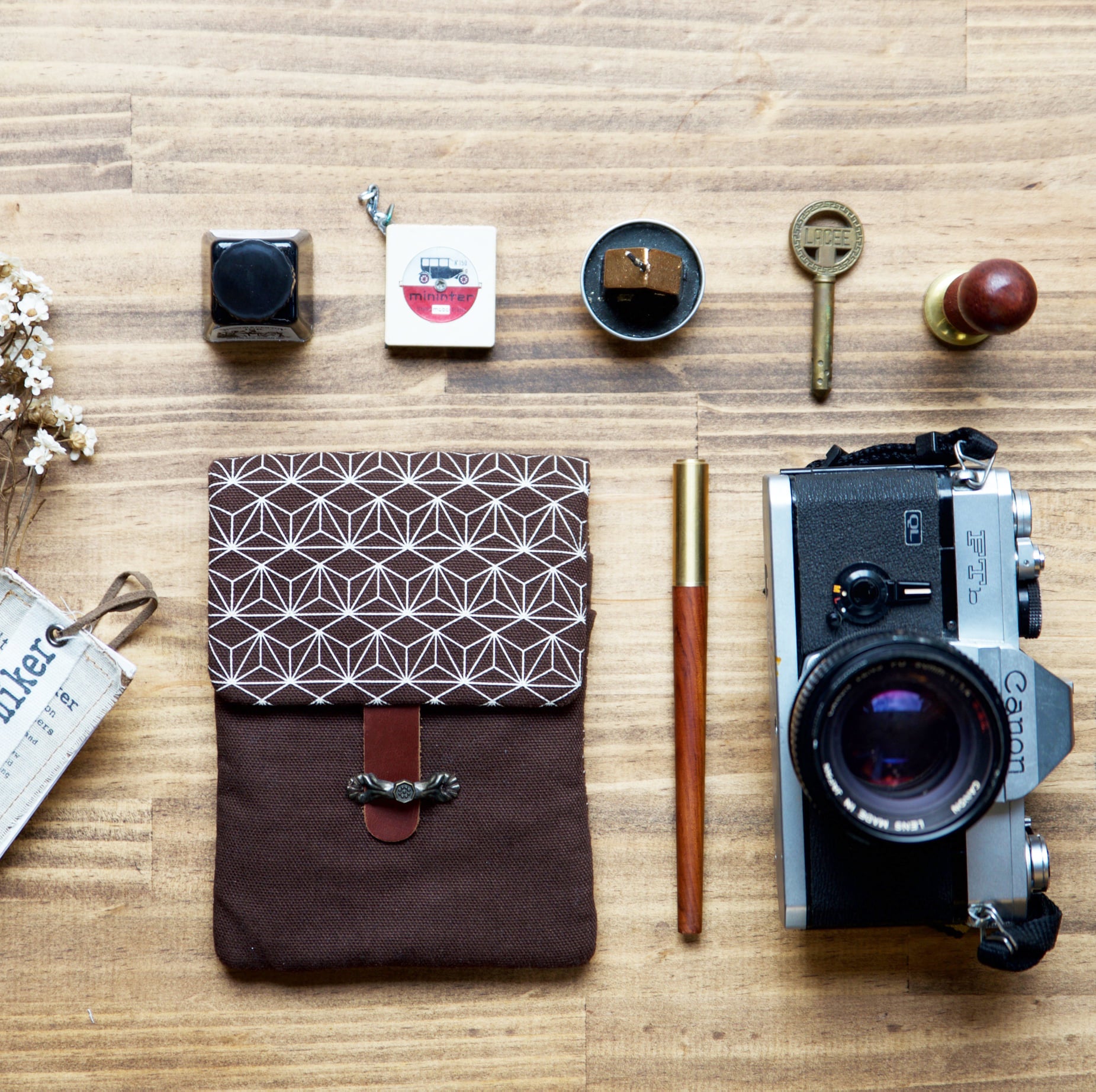 Cotton Print Grilles 7 Pen Pencase