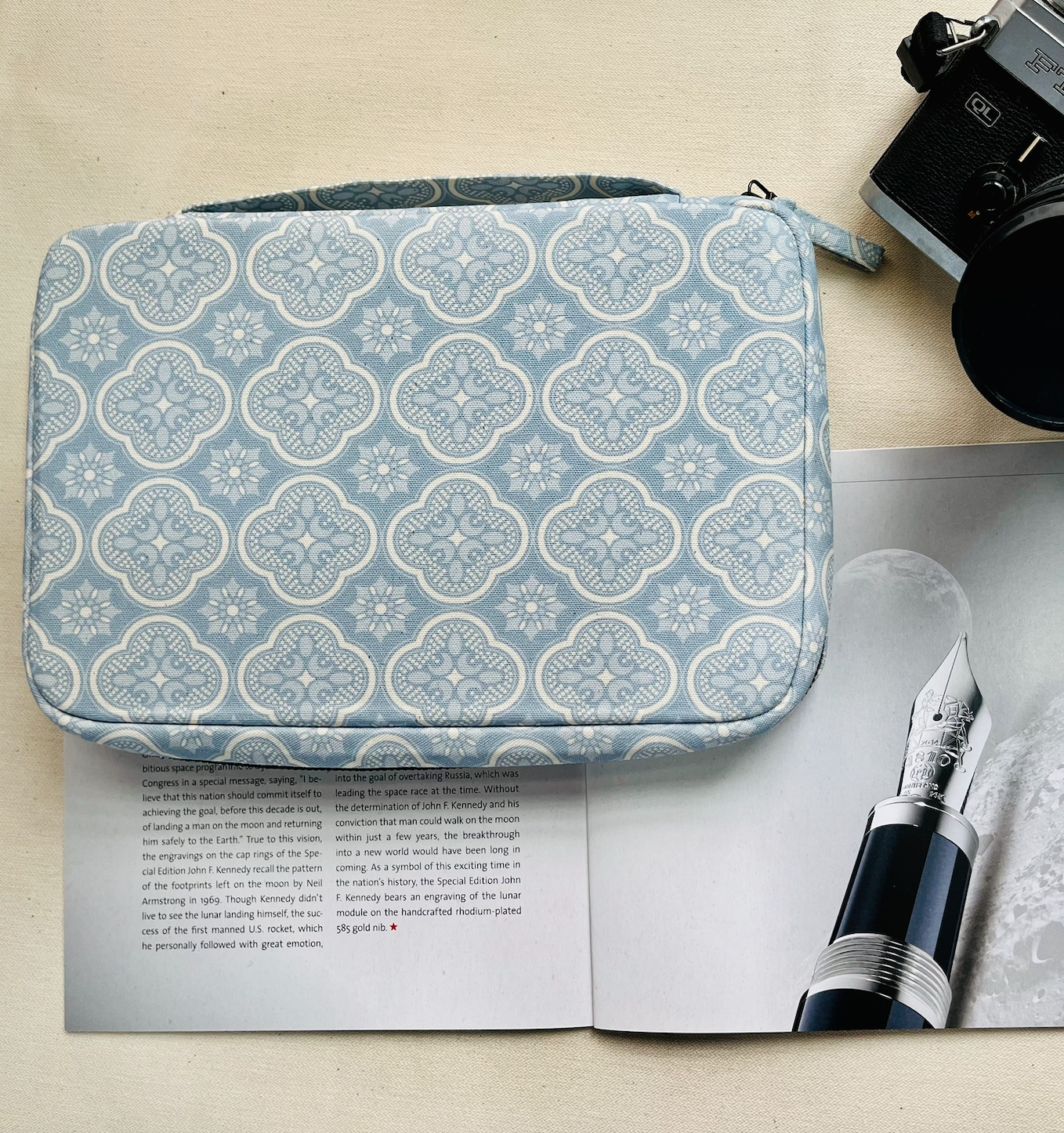 Begonia Flowers Cotton Zippered 20 Pen Case