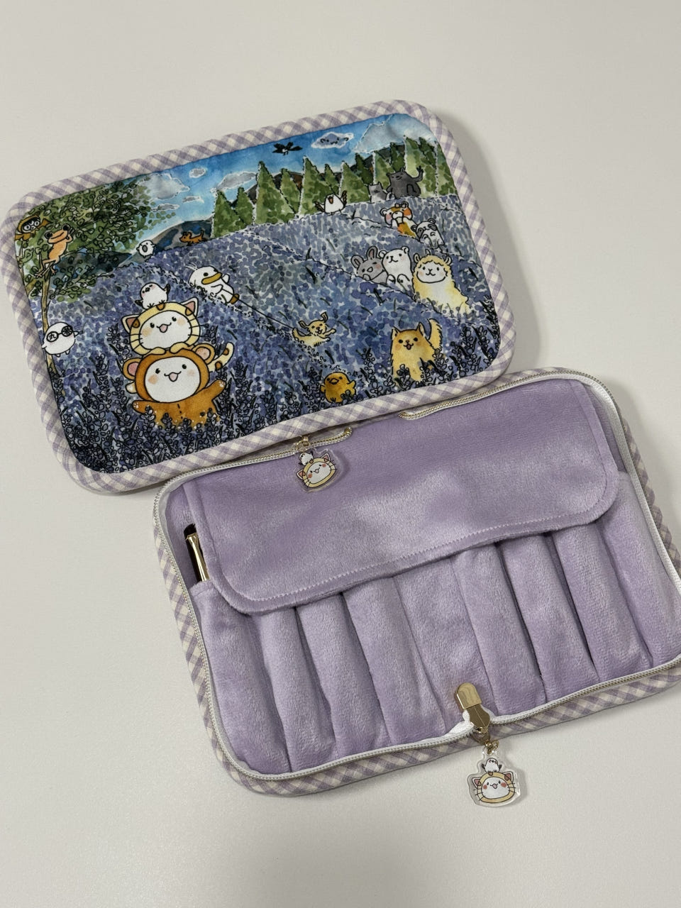 Picnic In Lavender Pen Case