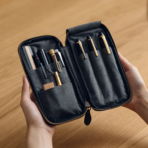 3-Slot Zip Pen Case (Pebble Nume)