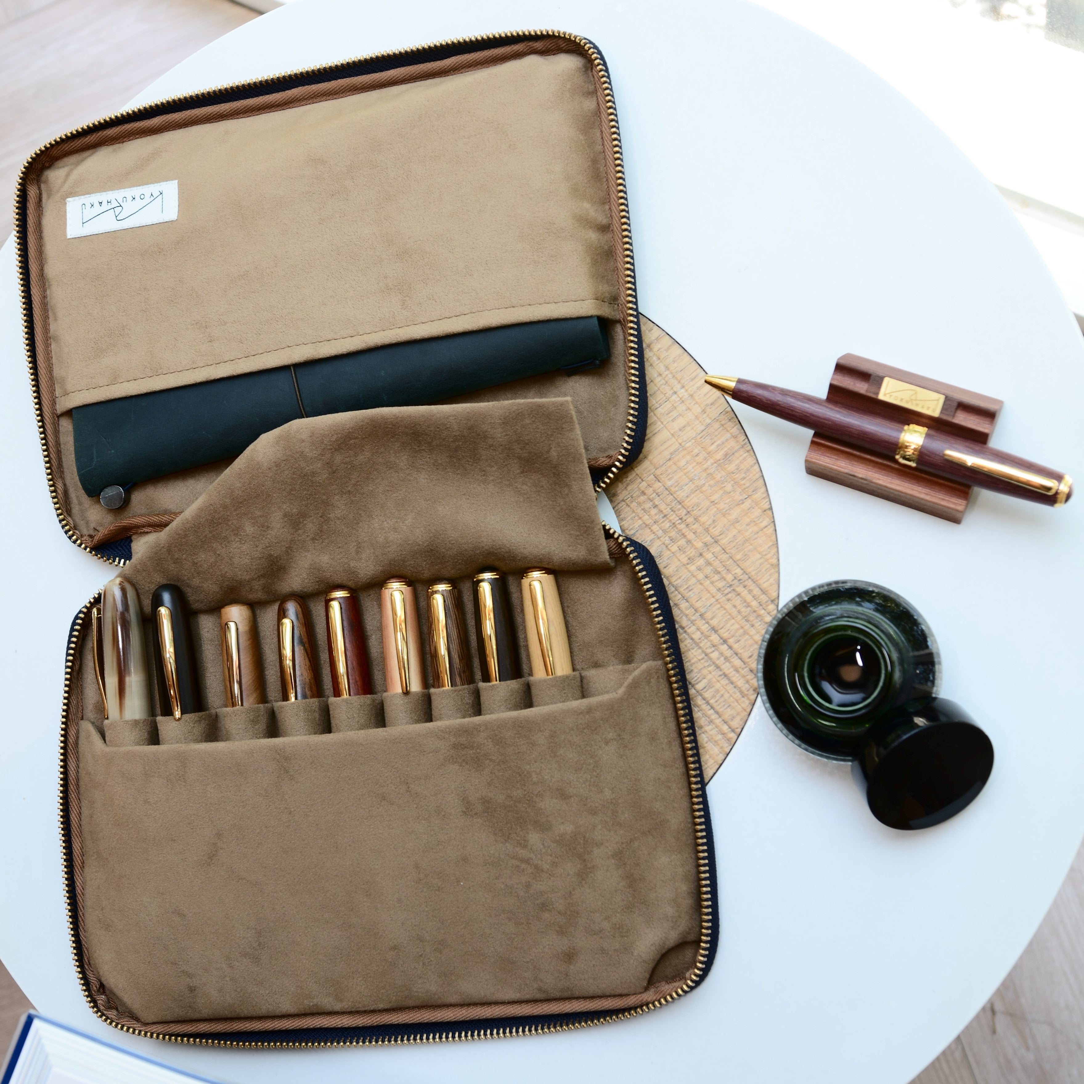 Belief Series 10 Pen Case