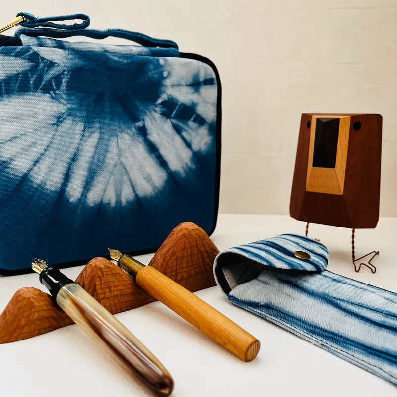 Wooden Pen Rest Mountain