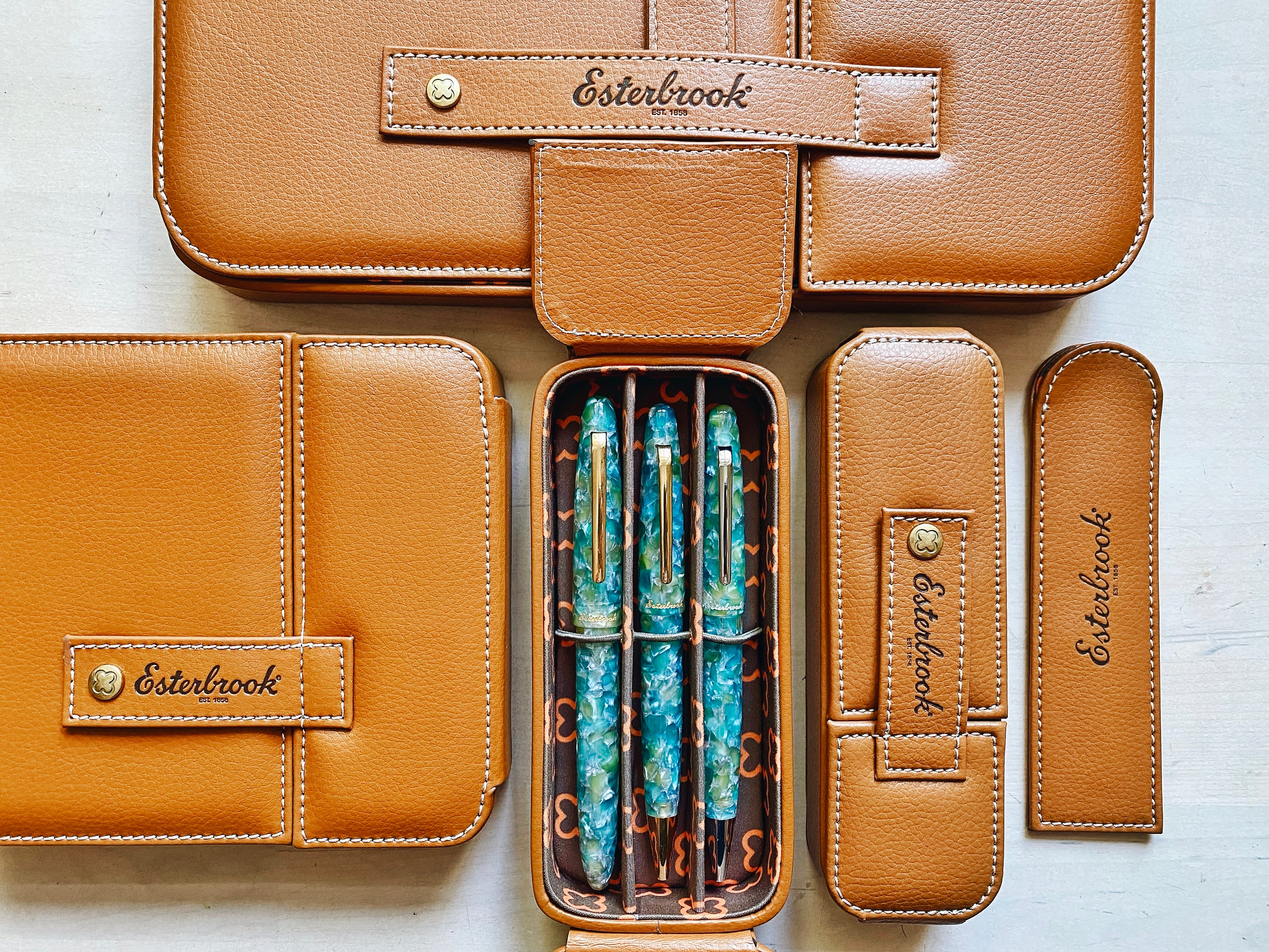 Triple Pen Nook - British Tan