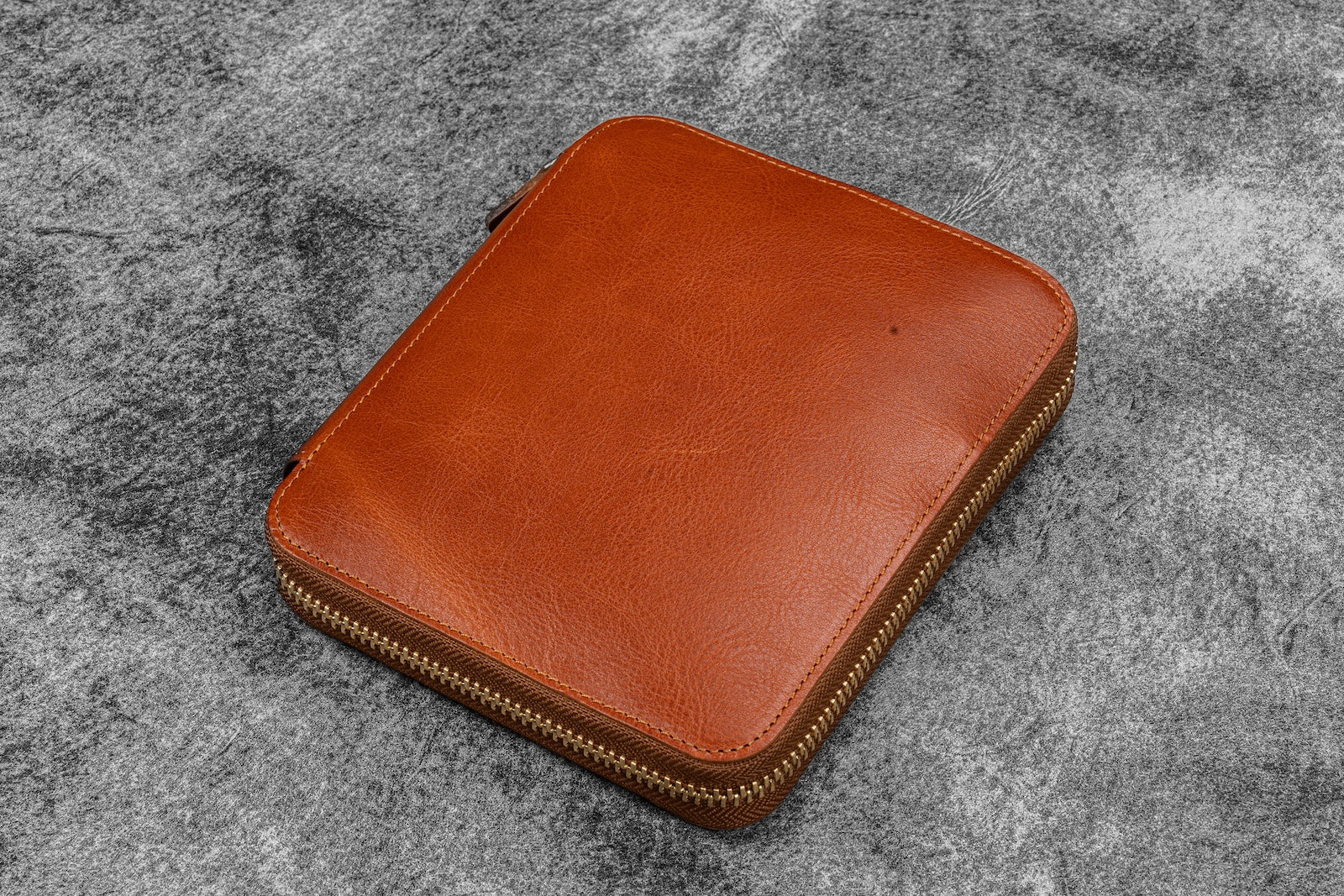Legacy Leather Zip Pen Case For 6 Pens - A6 - Deep Cognac