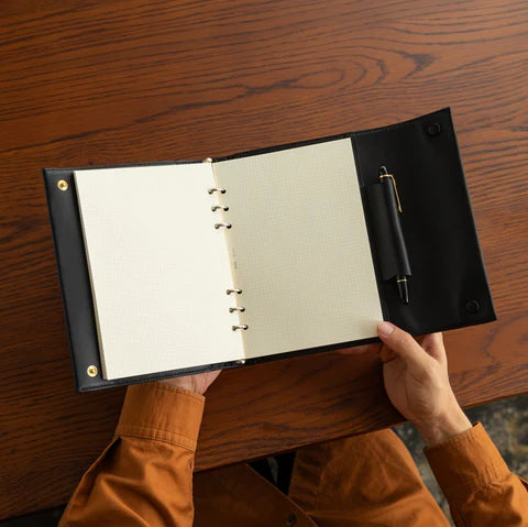 A5 Ring Binder with Pen Holder (Tochigi Leather)