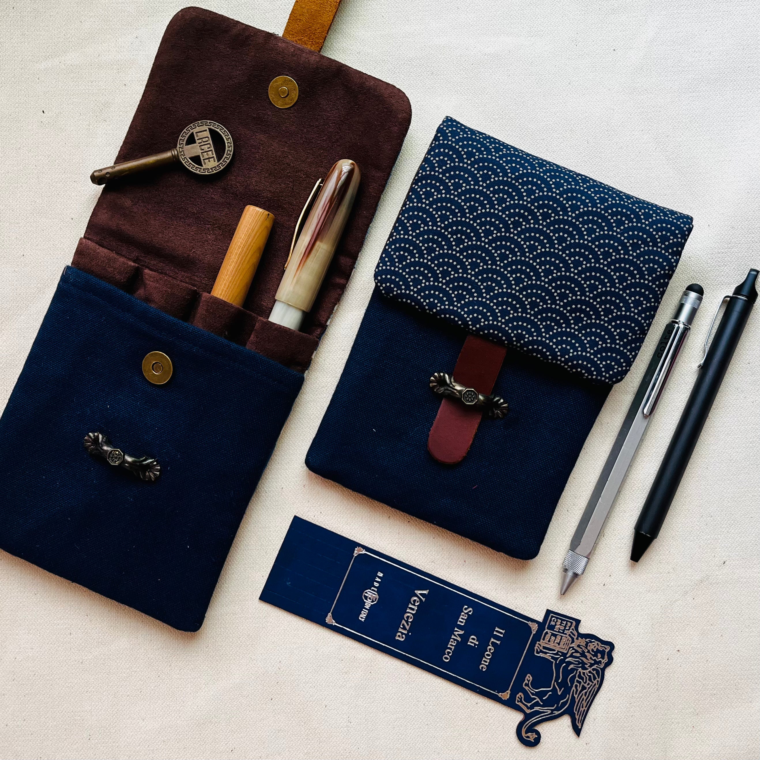 Cotton Print Grilles (Dark Blue) 7 Pen Pencase