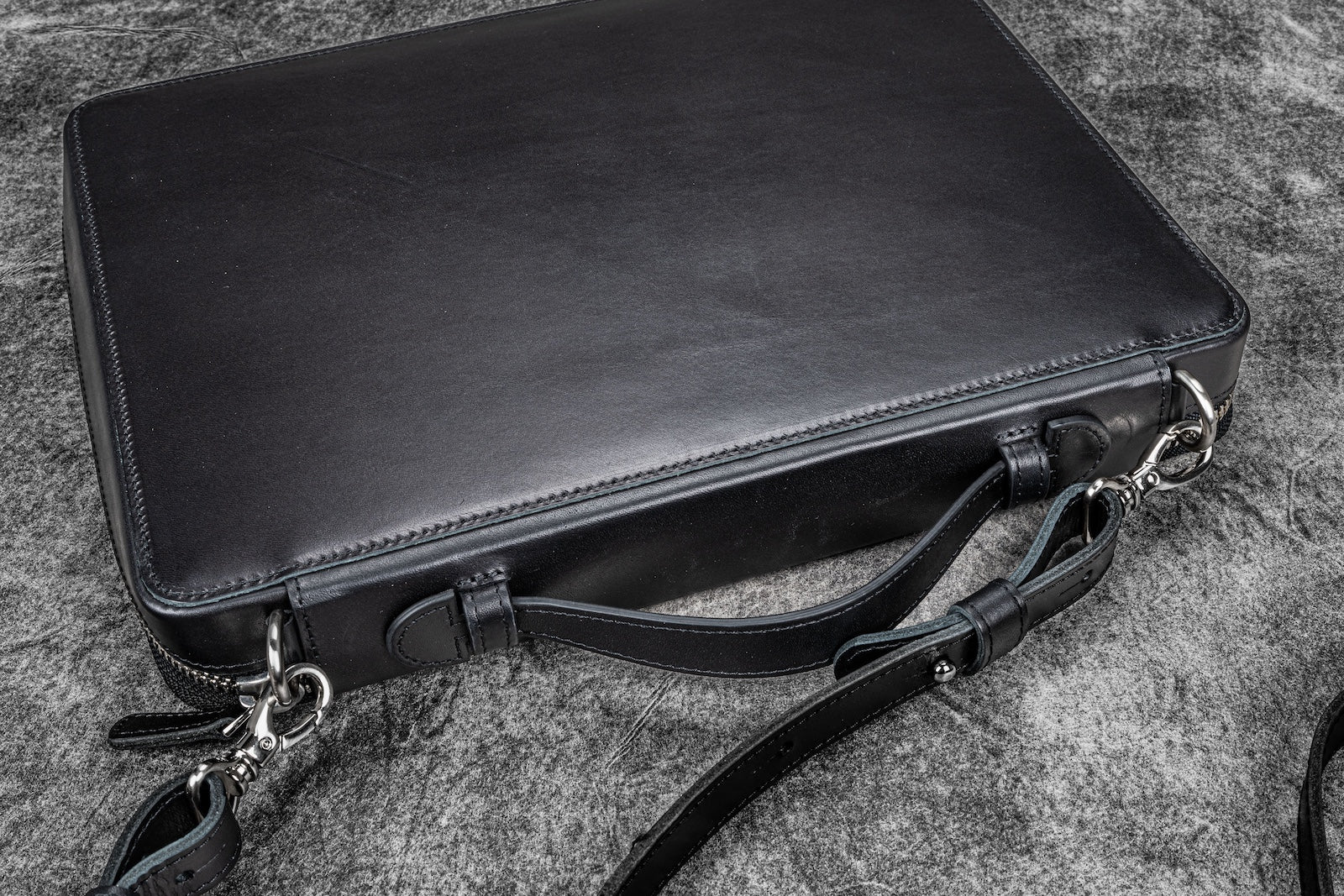 Leather Compendium Bag - A4 Zippered Folio Organizer - Black