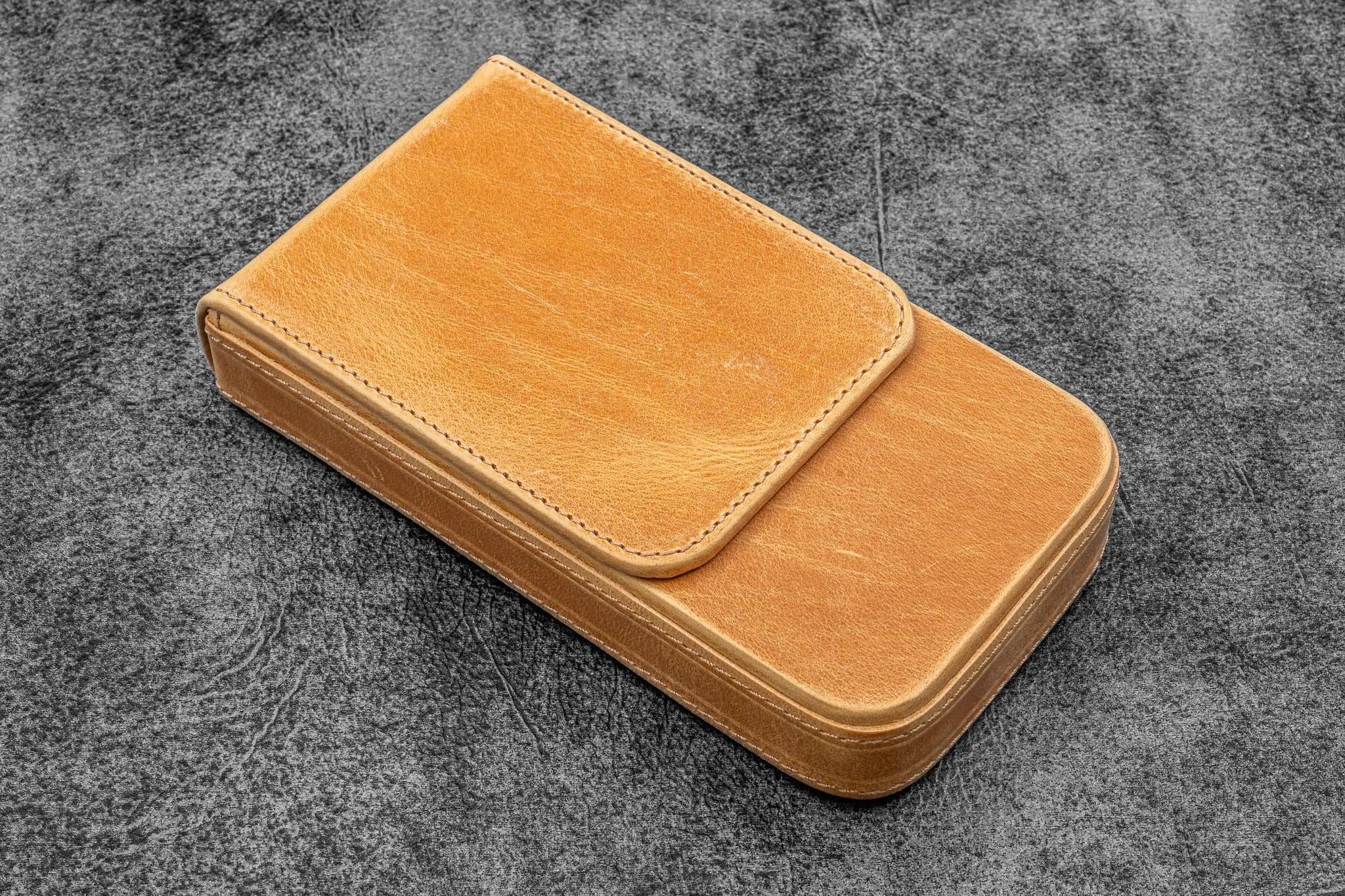 Leather Magnum Opus 3 Slots Hard Pen Case with Removable Pen Tray - Crazy Horse Honey Ochre