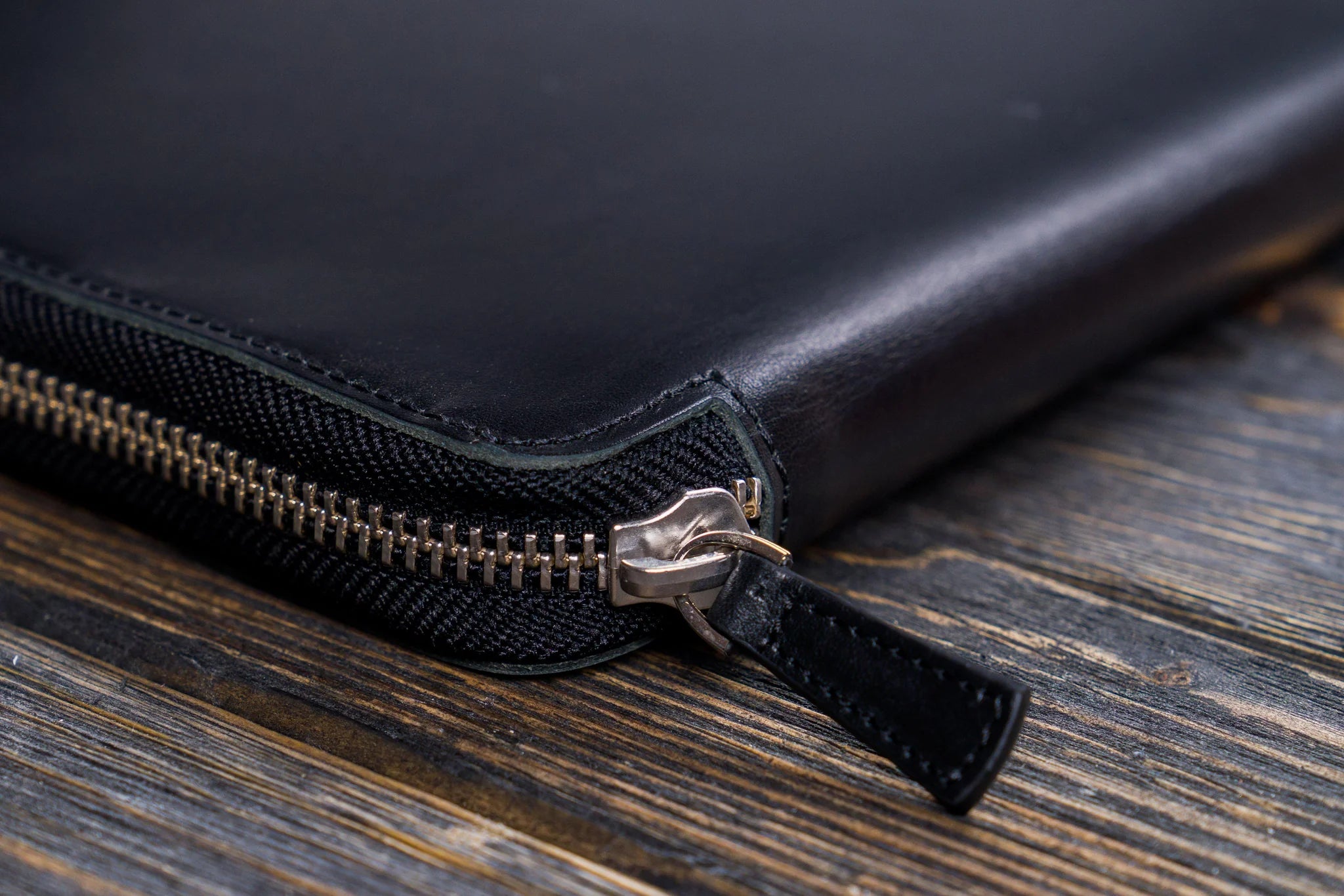 Leather Zippered A5 Notebook Folio - Black