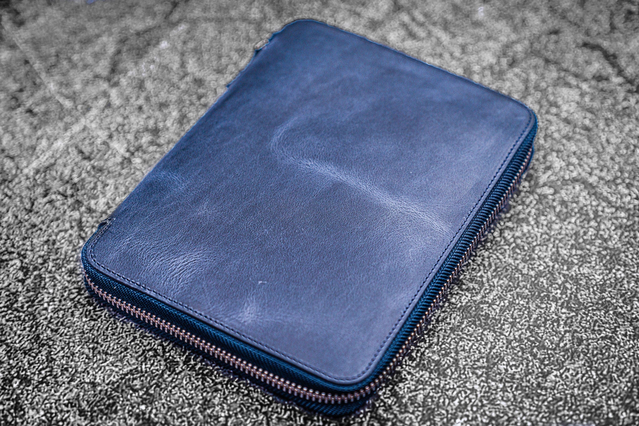 Leather Zippered A5 Notebook Folio - Crazy Horse Navy Blue