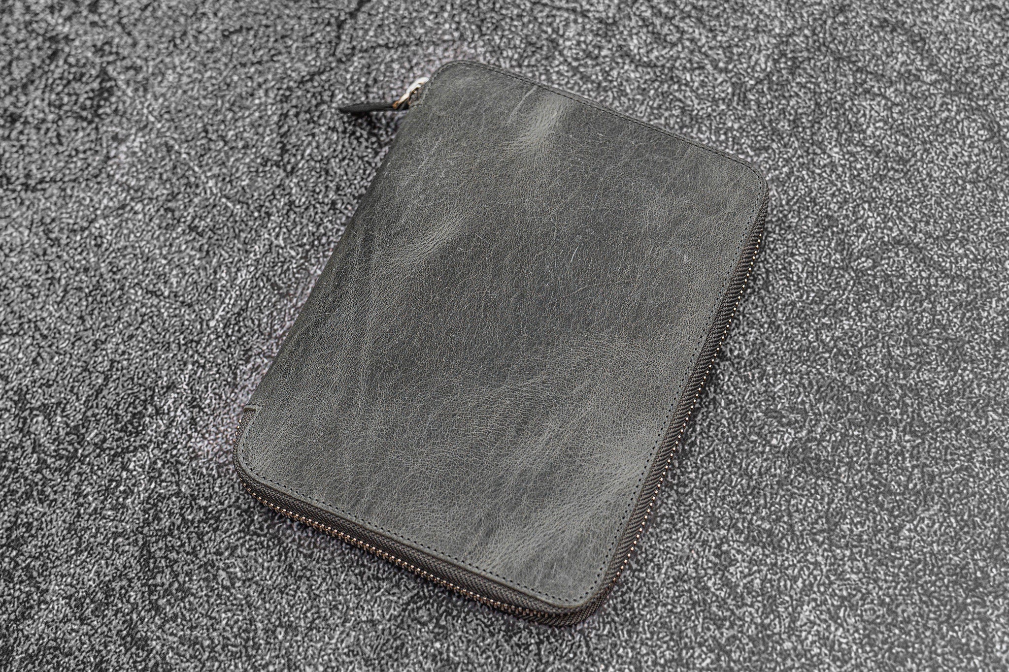 Leather Zippered A5 Notebook Folio - Crazy Horse Smoky