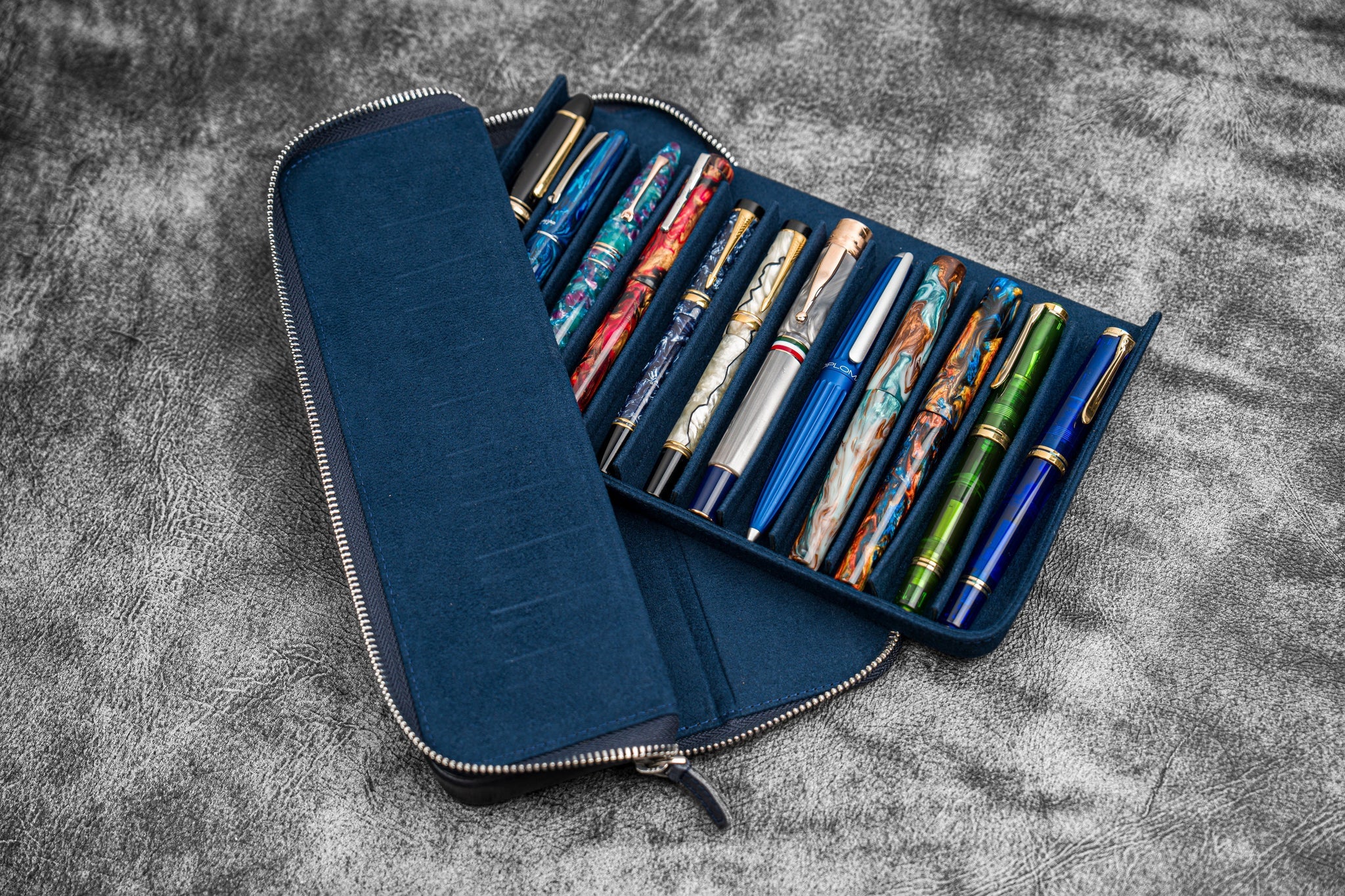 Leather Magnum Opus 12 Slots Hard Pen Case with Removable Pen Tray - Crazy Horse Navy Blue