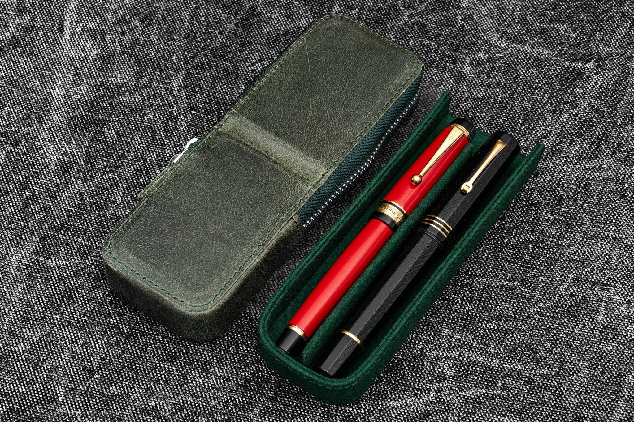 Leather Zippered Magnum Opus 2 Slots Hard Pen Case with Removable Pen Tray - Crazy Horse Forest Green