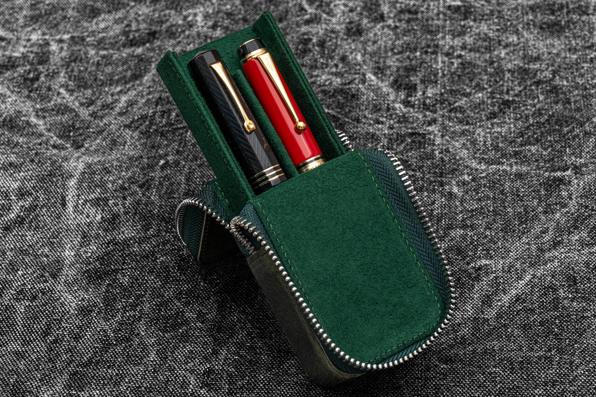 Leather Zippered Magnum Opus 2 Slots Hard Pen Case with Removable Pen Tray - Crazy Horse Forest Green