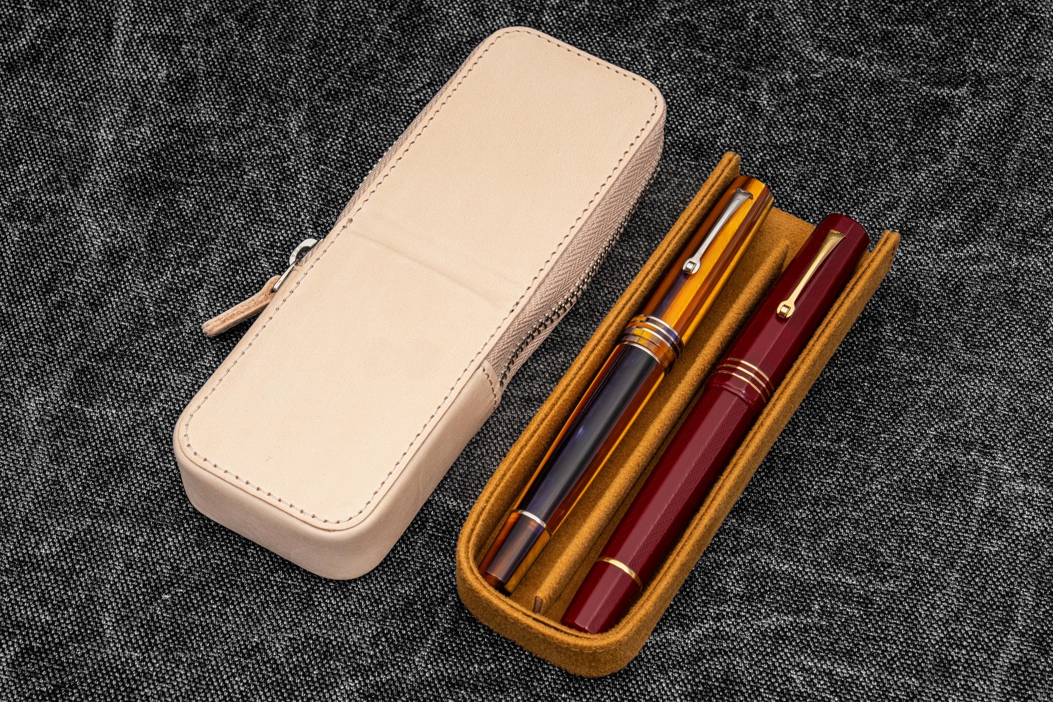 Leather Zippered Magnum Opus 2 Slots Hard Pen Case with Removable Pen Tray - Undyed Leather