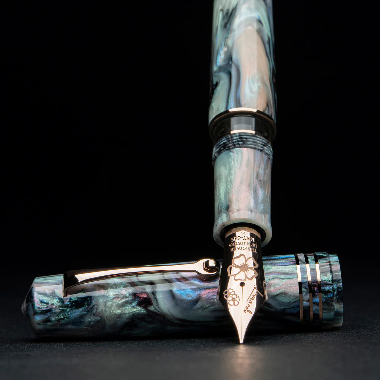 Momento Zero Grande 2.0 Dalia Eveline (#8 Gold Special Floral Nib)