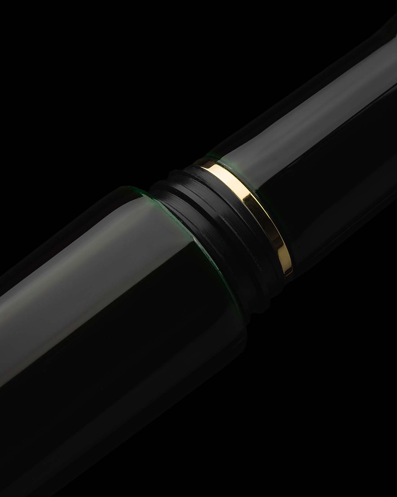 PIUMA Hane Kuro (Limited Edition)
