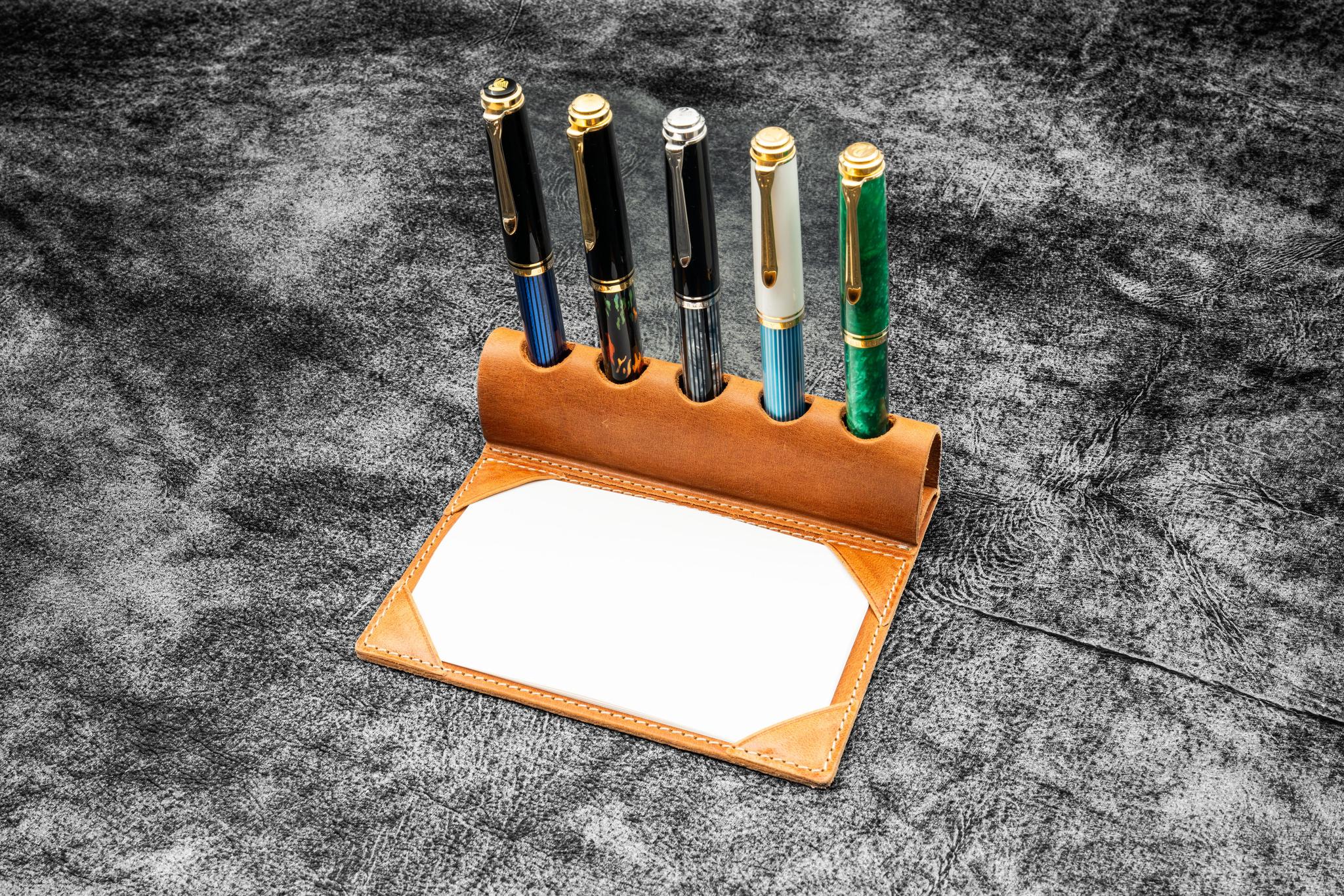 The Writer's Pen Dock - 5 Slots Pen Stand with Notepad Holder - Crazy Horse Tan