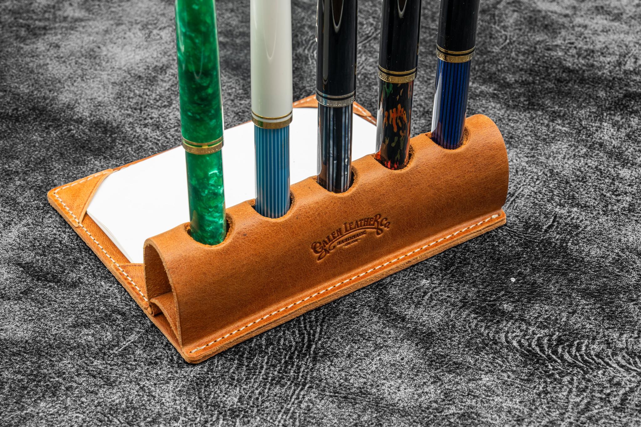 The Writer's Pen Dock - 5 Slots Pen Stand with Notepad Holder - Crazy Horse Tan