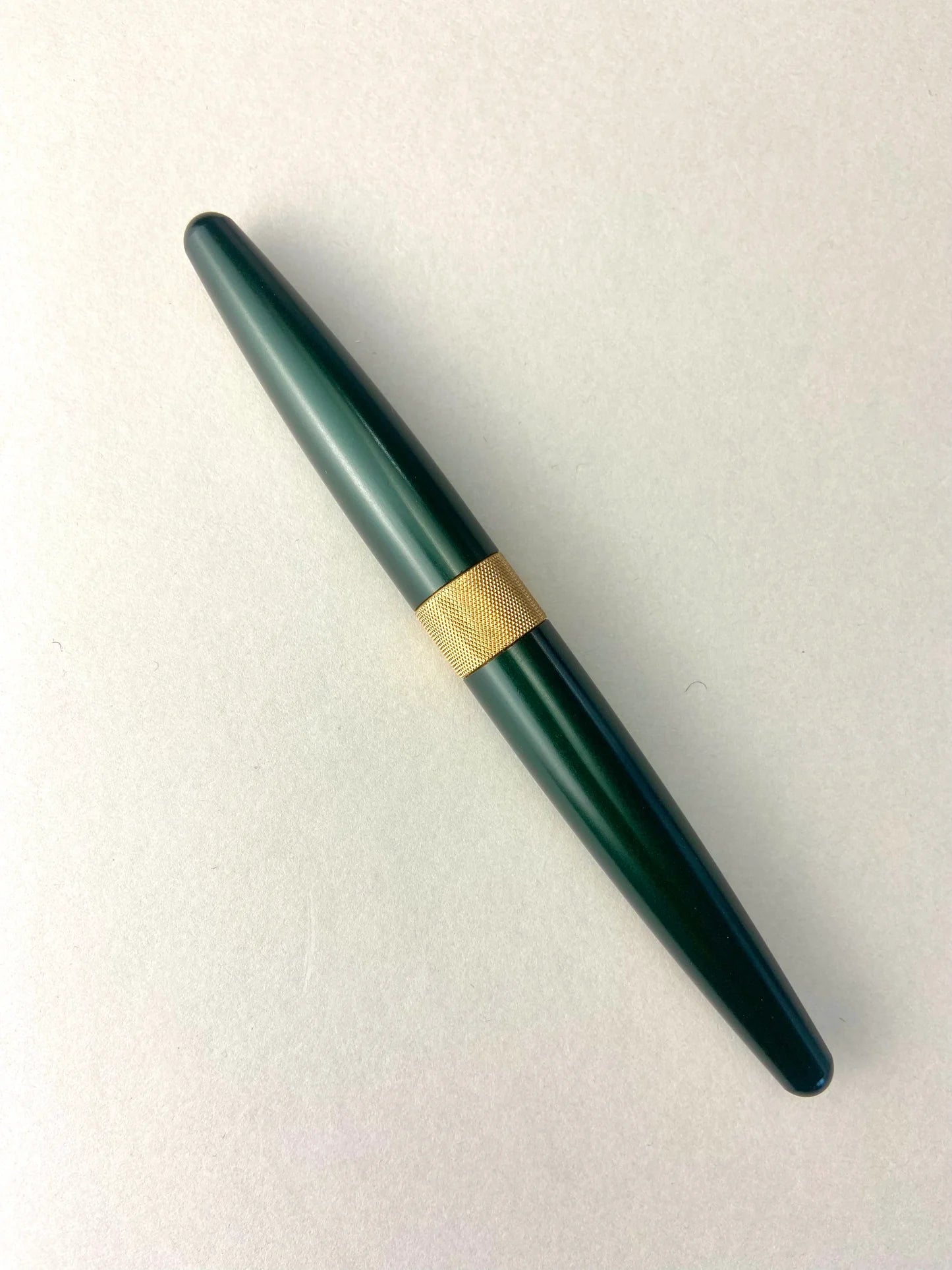 R615 British Racing Green