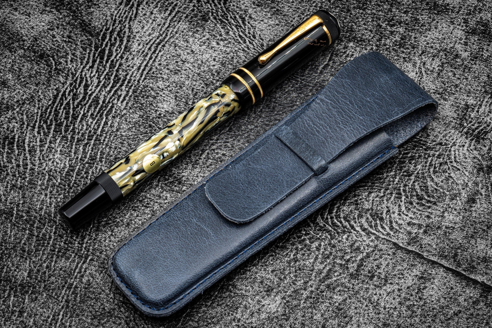 Vintage Slim Leather Pen Sleeve for Single Pen - Crazy Horse Navy Blue