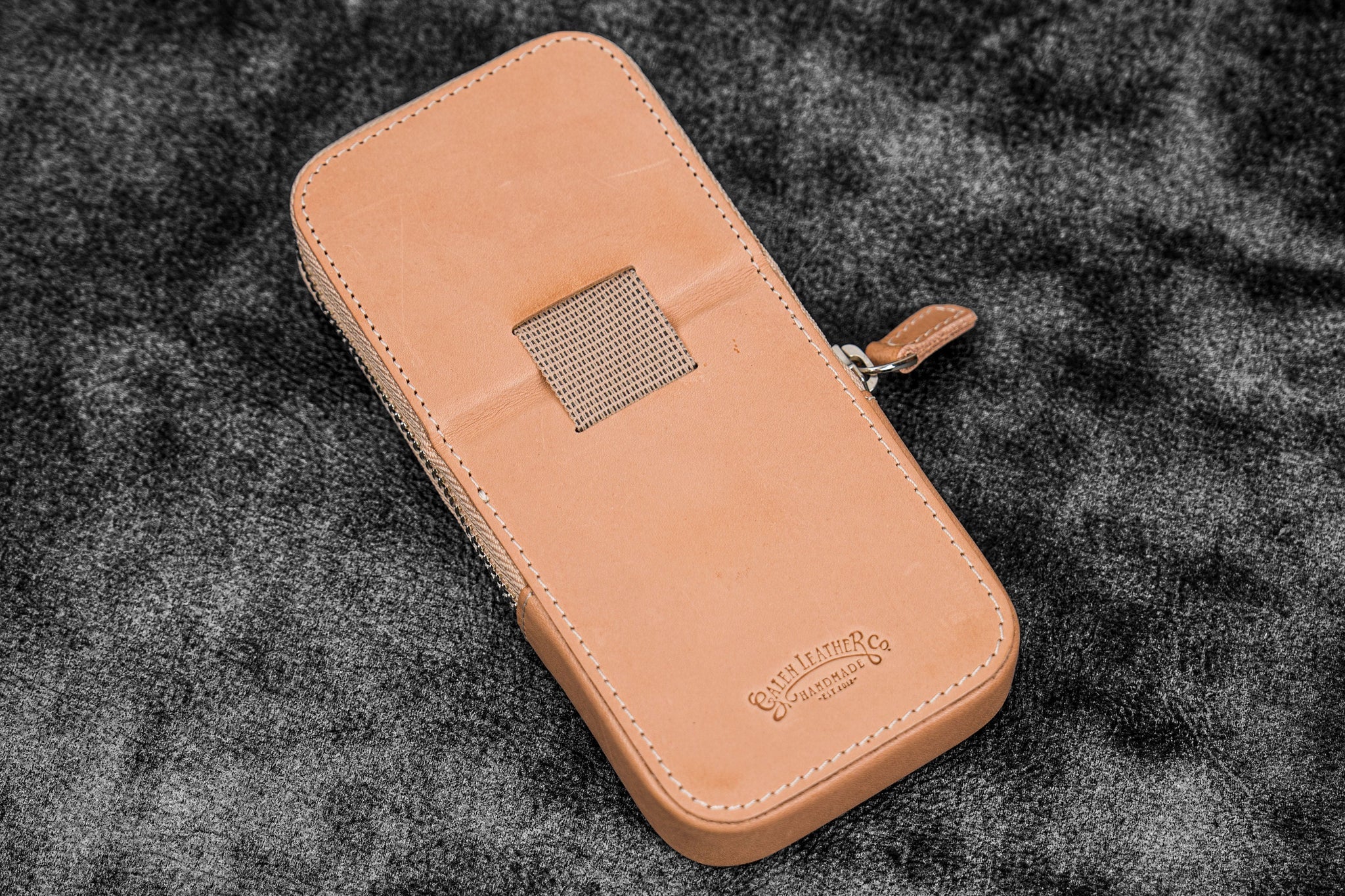 Leather Zippered Magnum Opus 3 Slots Hard Pen Case with Removable Pen Tray - Undyed Leather