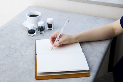 Tuzu Adjust Glassy Crystal White