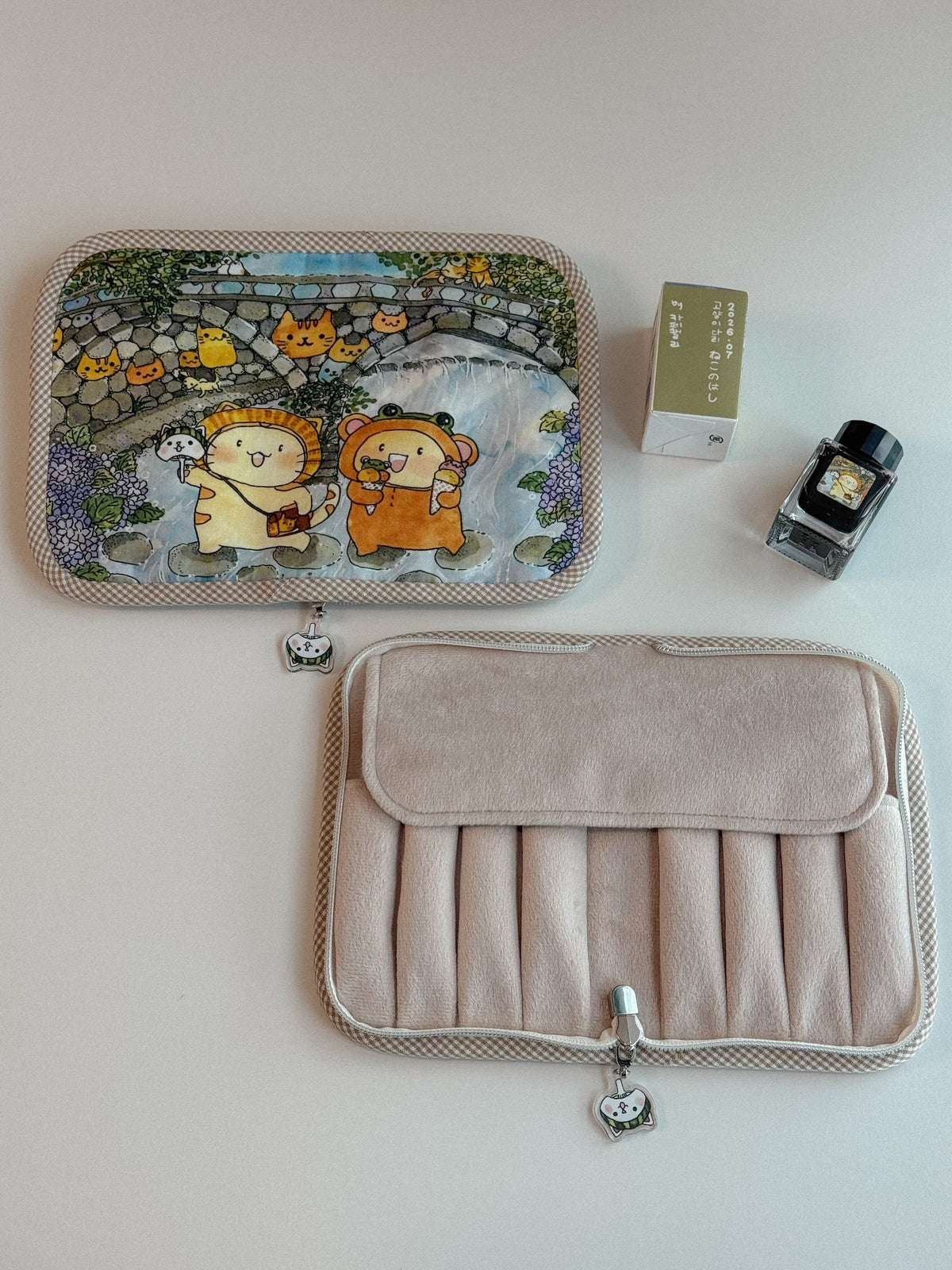 The Cat Bridge Pen Case