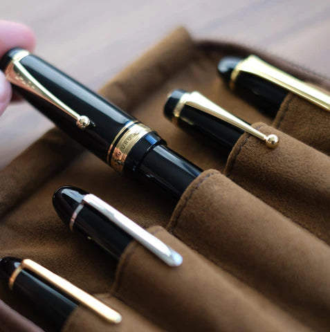 10-Slot Zip Pen Case (Tochigi Leather)
