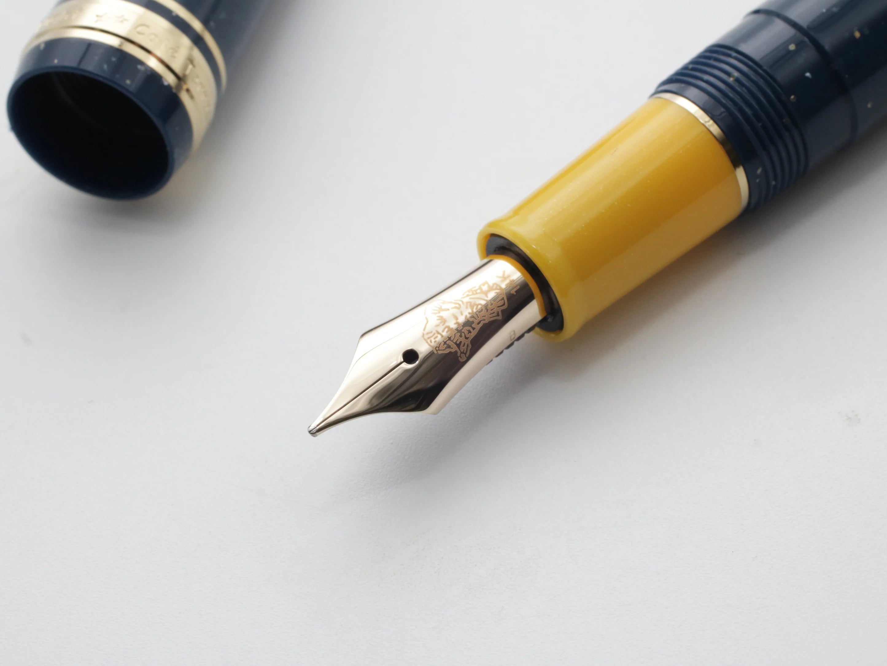 Café Terrace at Night (Pro Gear Slim Mini)