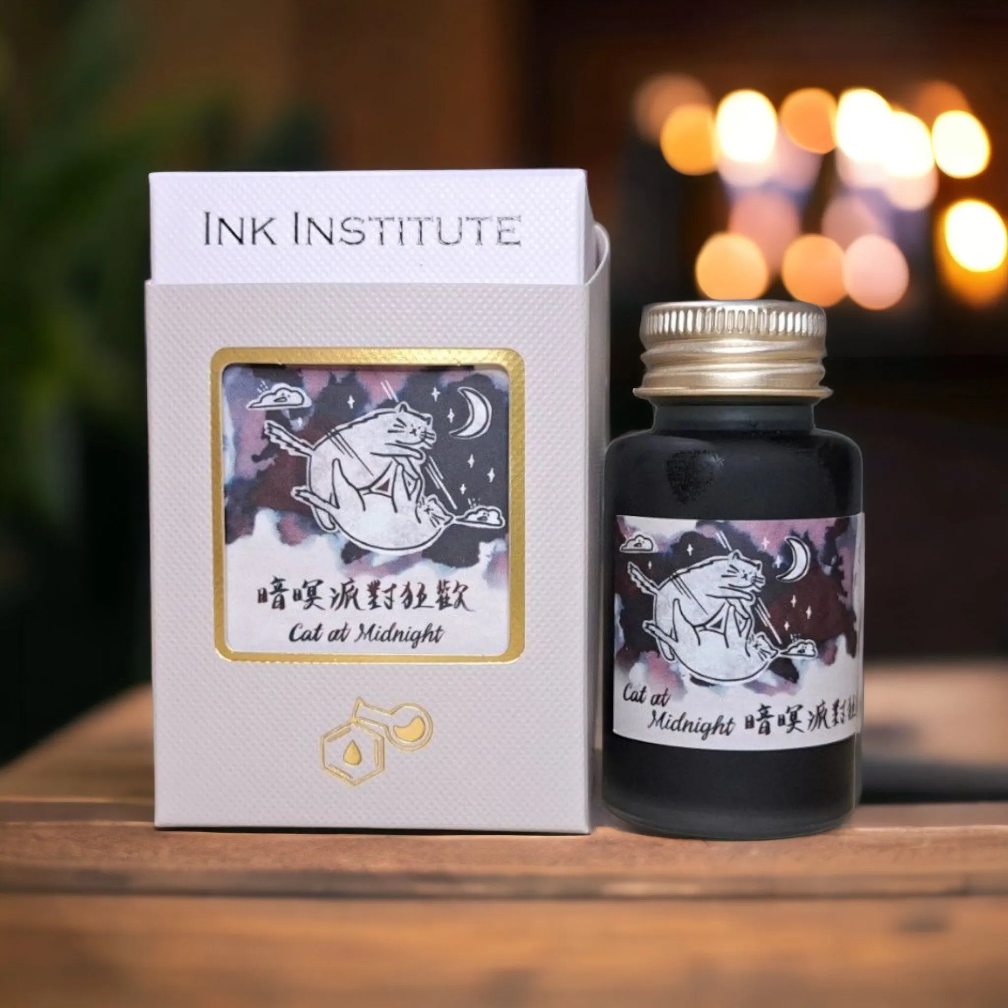 Cats Daily - Cat at Midnight