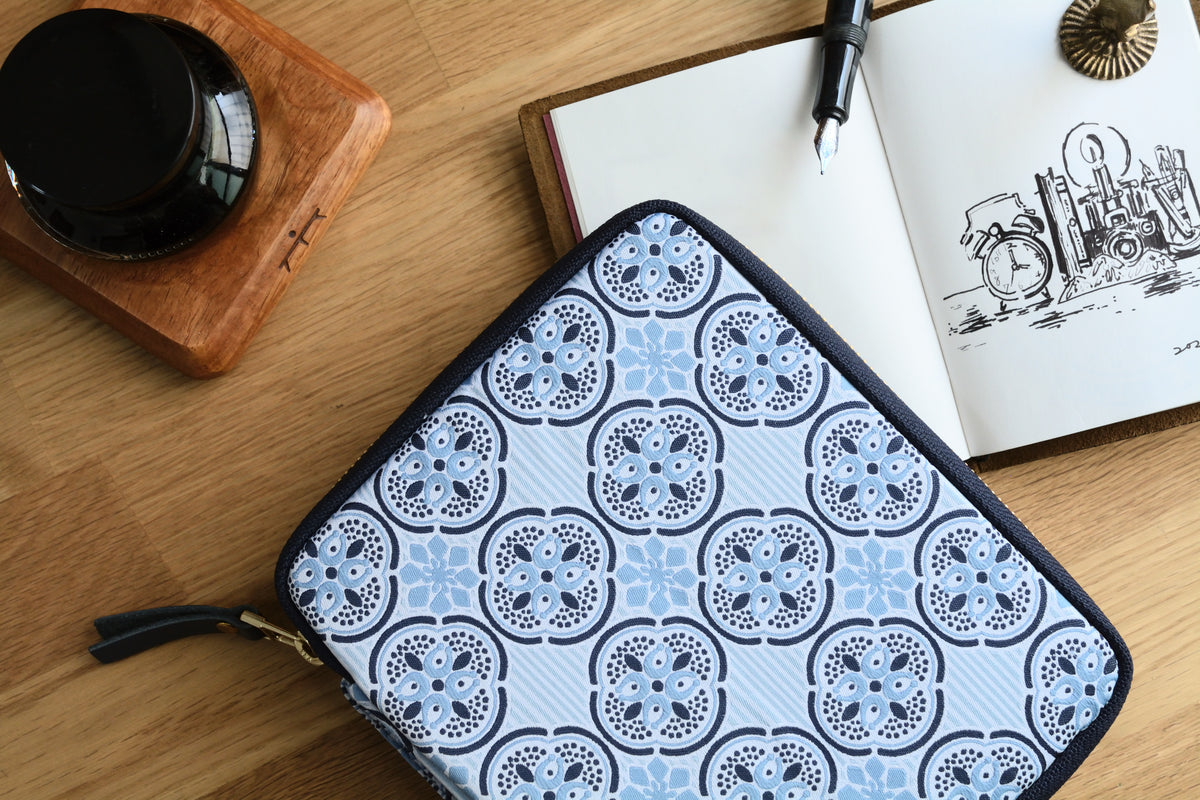 Woven Form Zippered Pen Case (Sky Blue)