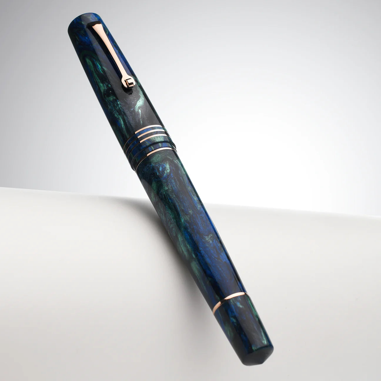 Momento Zero Grande 2.0 Fiordaliso Blue (Steel Nib)