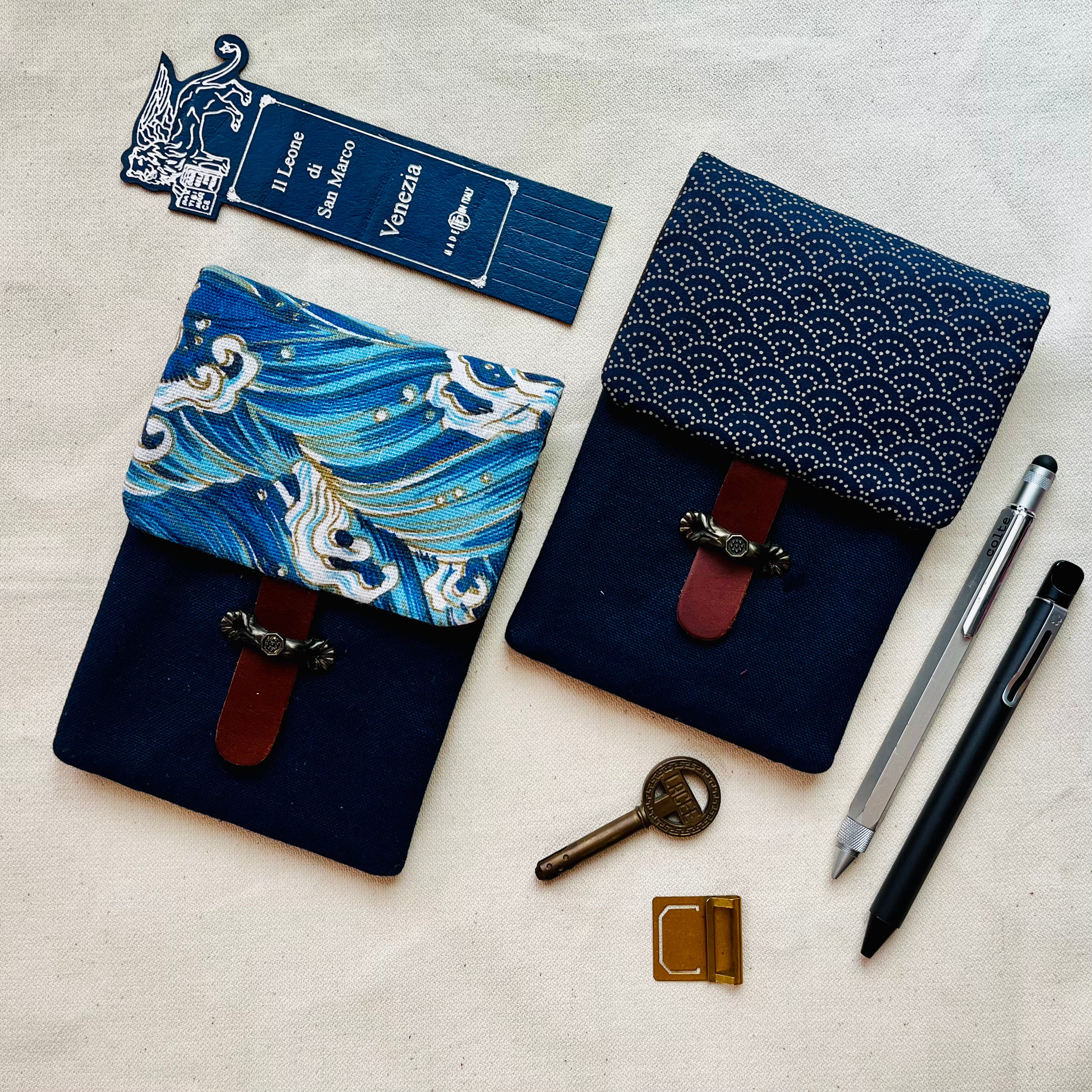 Cotton Print Grilles (Wave) 7 Pen Pencase