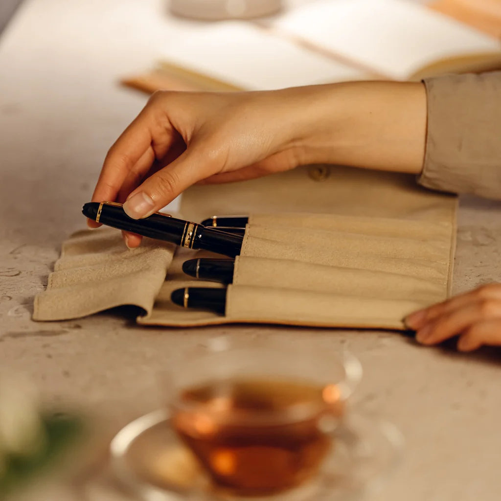 5-Slot Roll Pen Case (Tochigi Leather)