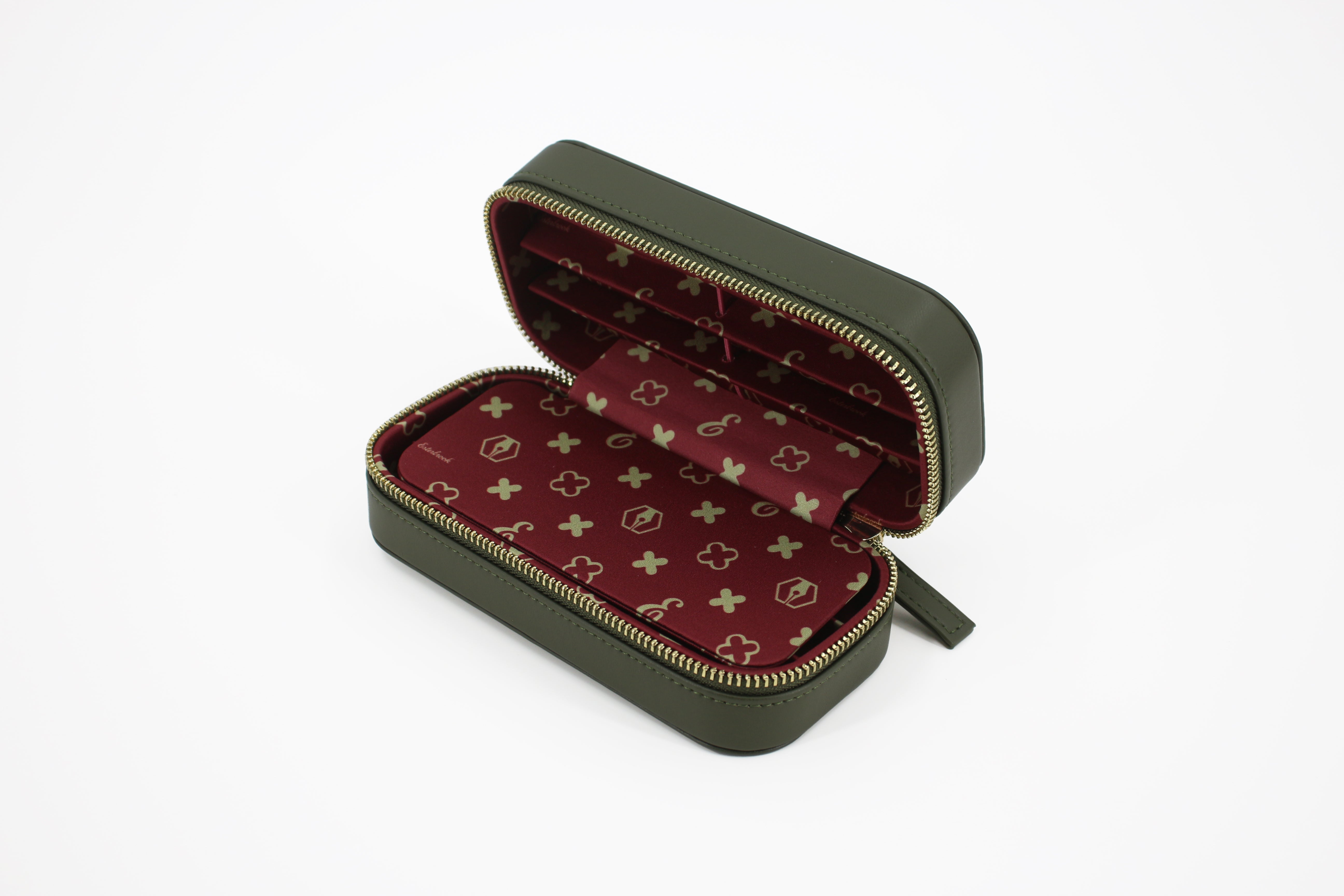 Six Pen Nook (Moss Green)