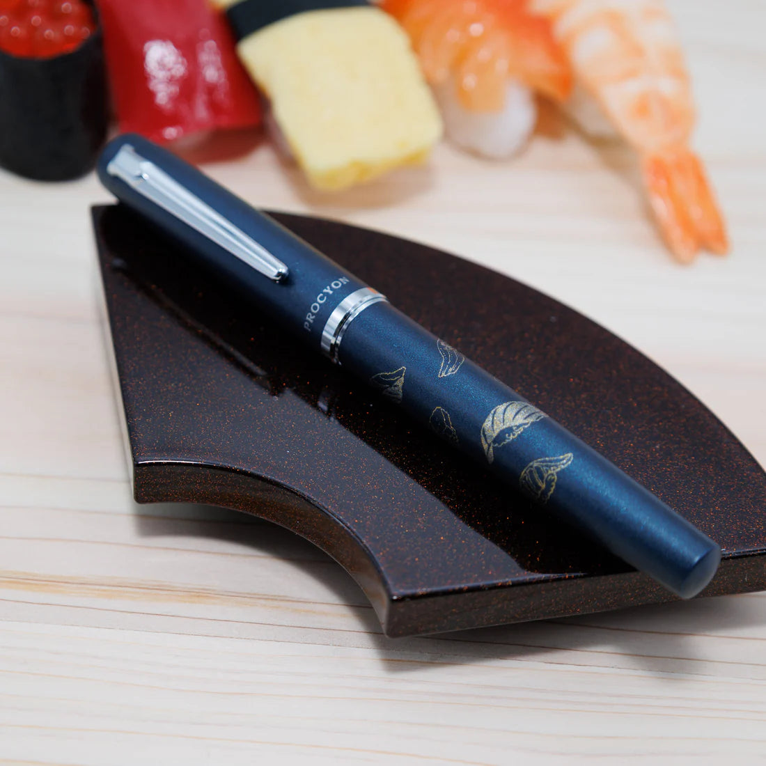 PRO・Sushi・ON (PROCYON fountain pen) (BUNGUBOX x PLATINUM)