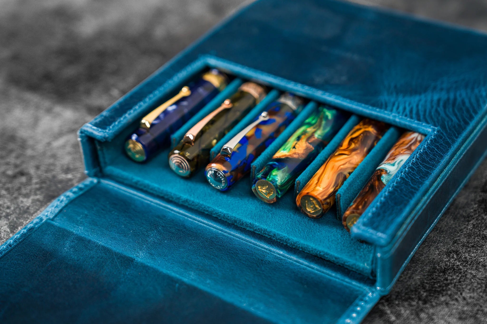 Leather Magnum Opus 6 Slots Hard Pen Case with Removable Pen Tray - Crazy Horse Ocean Blue