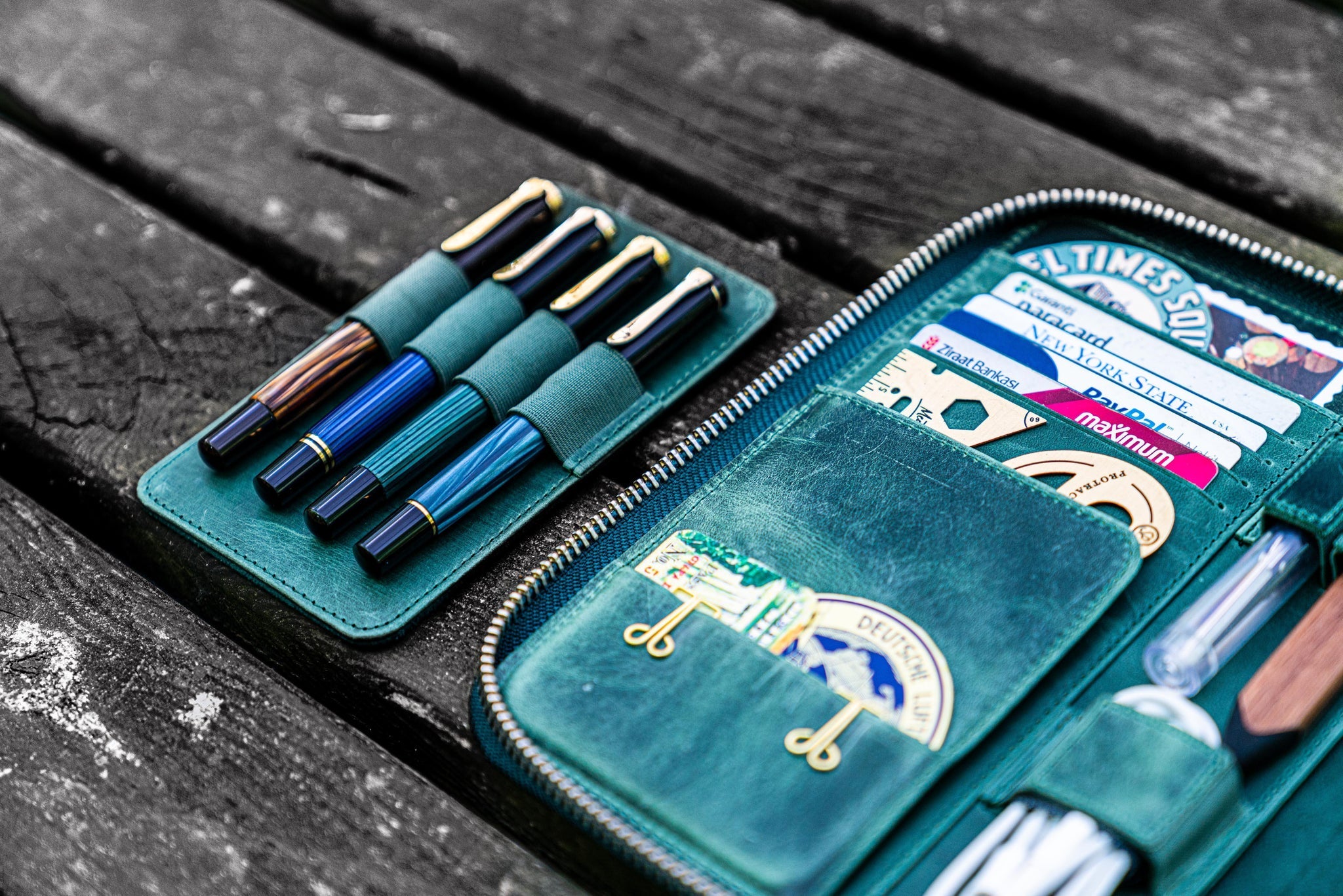 Leather Zippered A5 Notebook Folio - Crazy Horse Forest Green