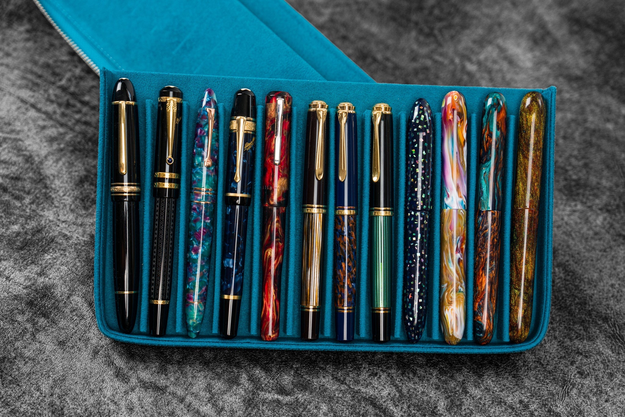 Leather Magnum Opus 12 Slots Hard Pen Case with Removable Pen Tray - Crazy Horse Ocean Blue