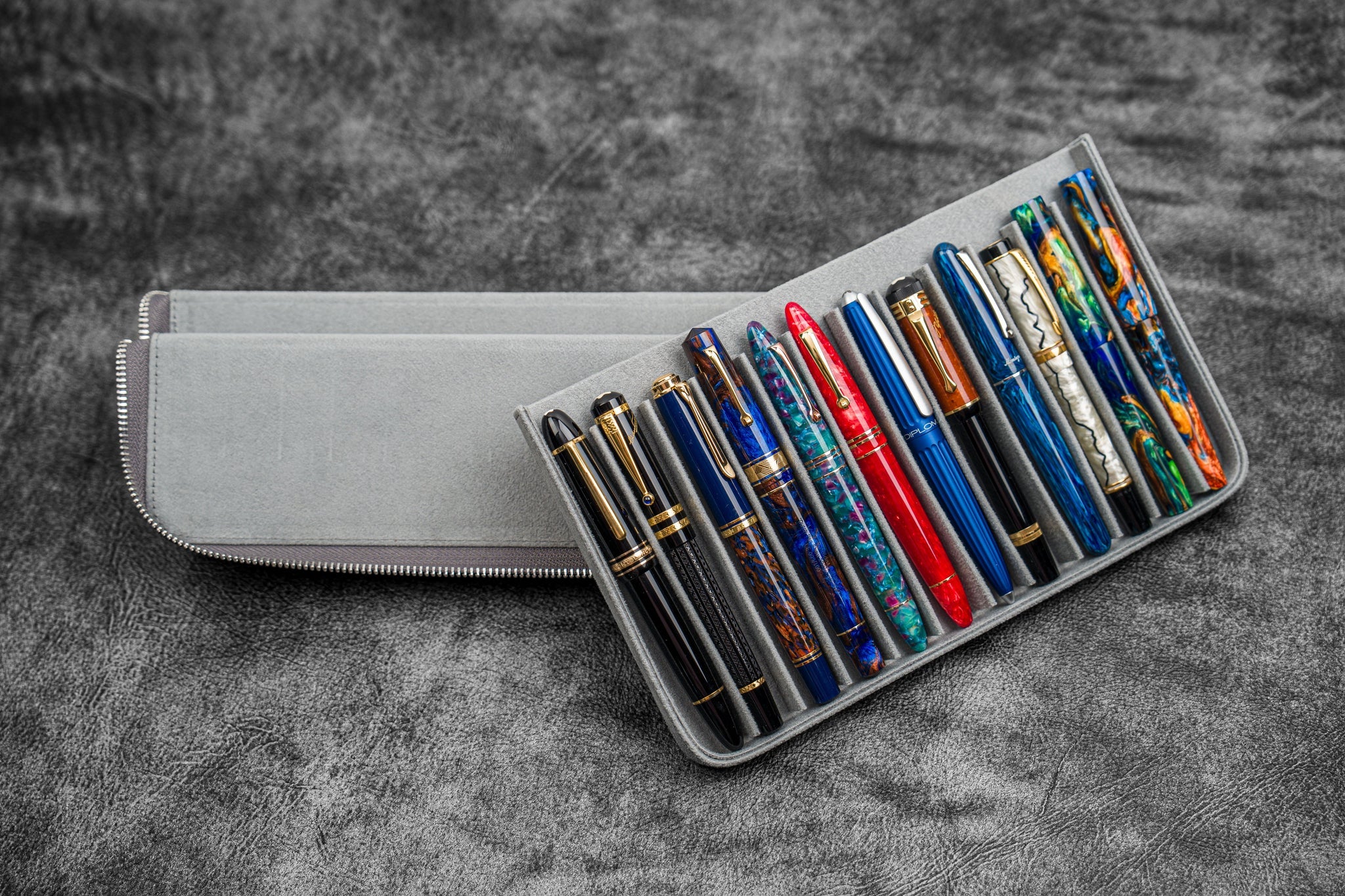 Leather Magnum Opus 12 Slots Hard Pen Case with Removable Pen Tray - Crazy Horse Smoky