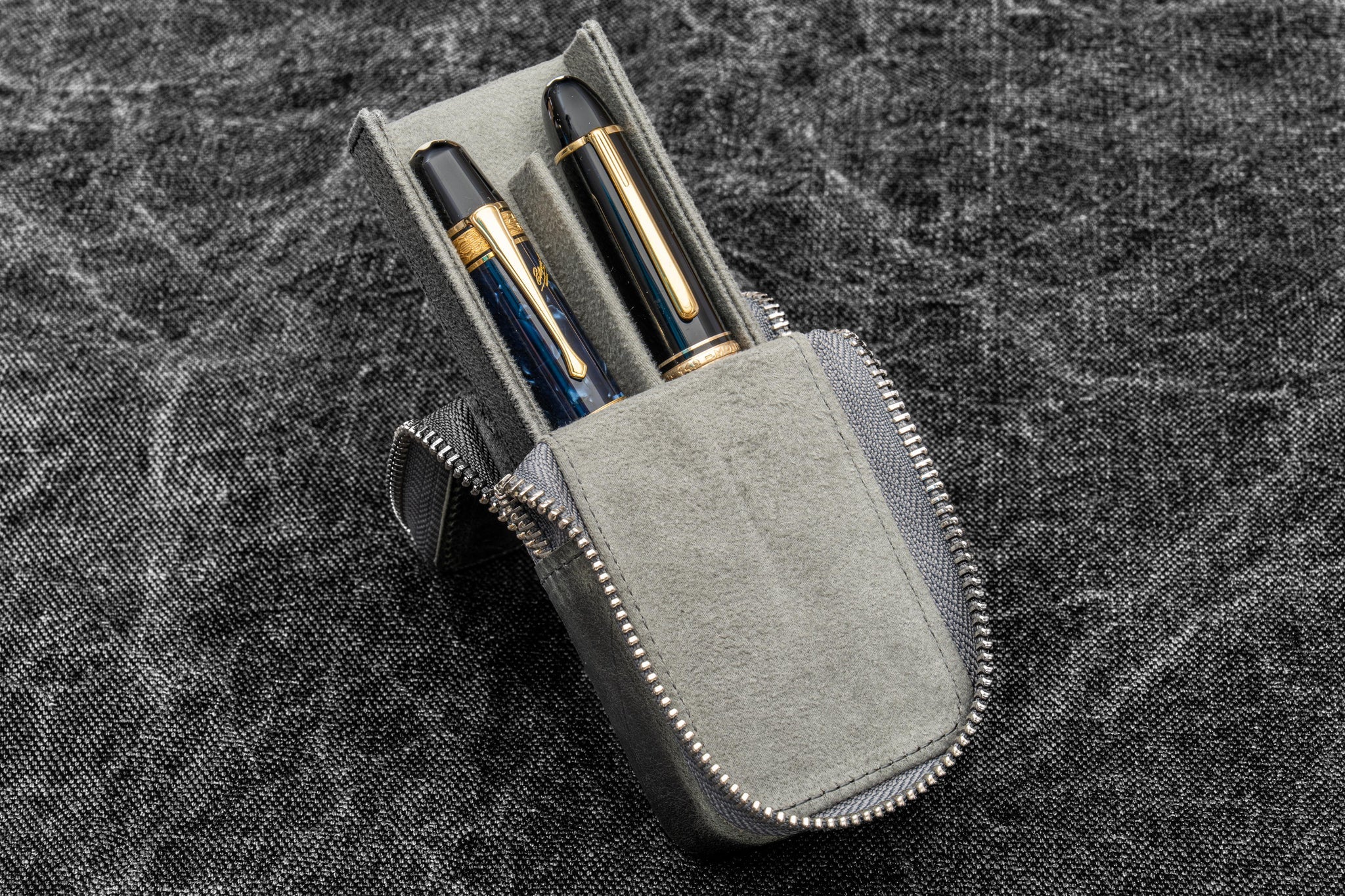 Leather Zippered Magnum Opus 2 Slots Hard Pen Case with Removable Pen Tray - Crazy Horse Navy Smoky