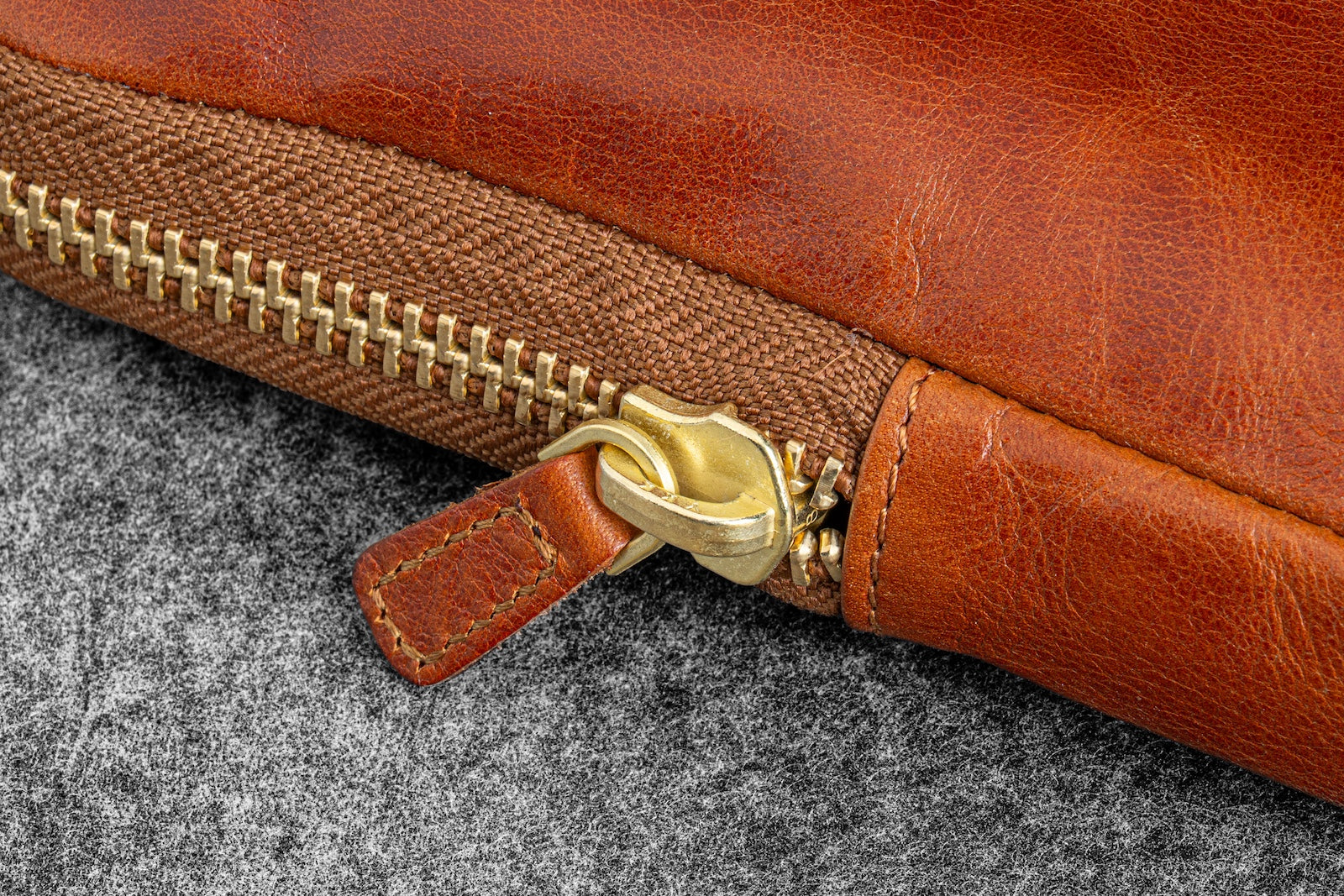 Legacy Collection Galen X Nock Co Leather Sinclair Pen Case  - Deep Cognac