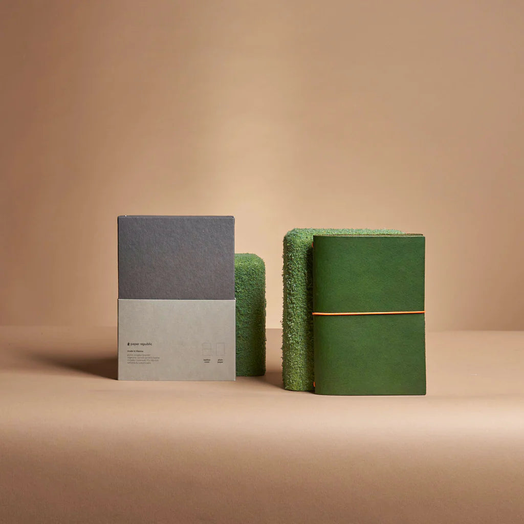grand voyageur leather journal botany green (pocket)