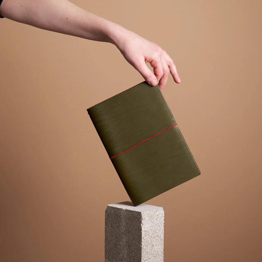 grand voyageur leather journal olive green (xl)
