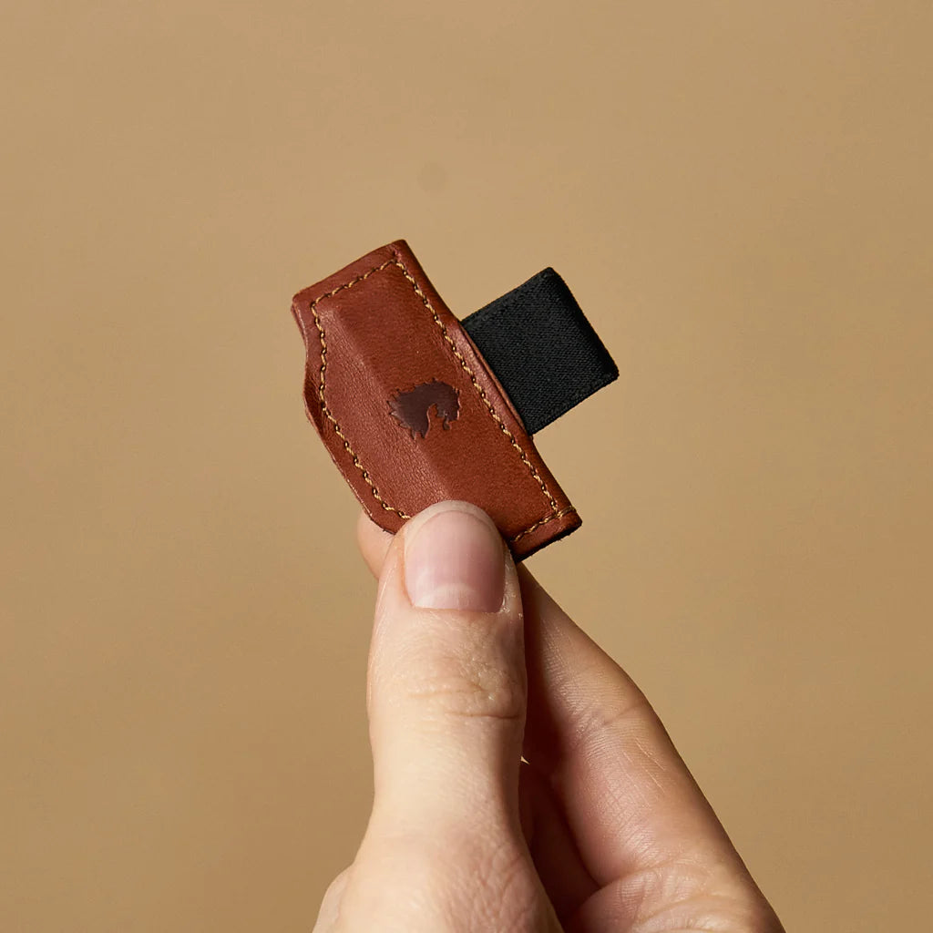 paper republic le loop penholder - cognac