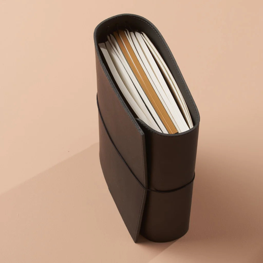 le trifold leather journal black (a5)